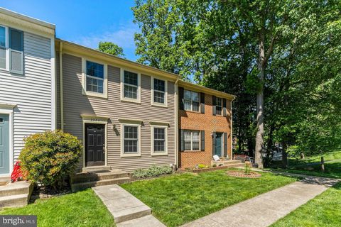 3924 COLLIS OAK COURT FAIRFAX VA 22033