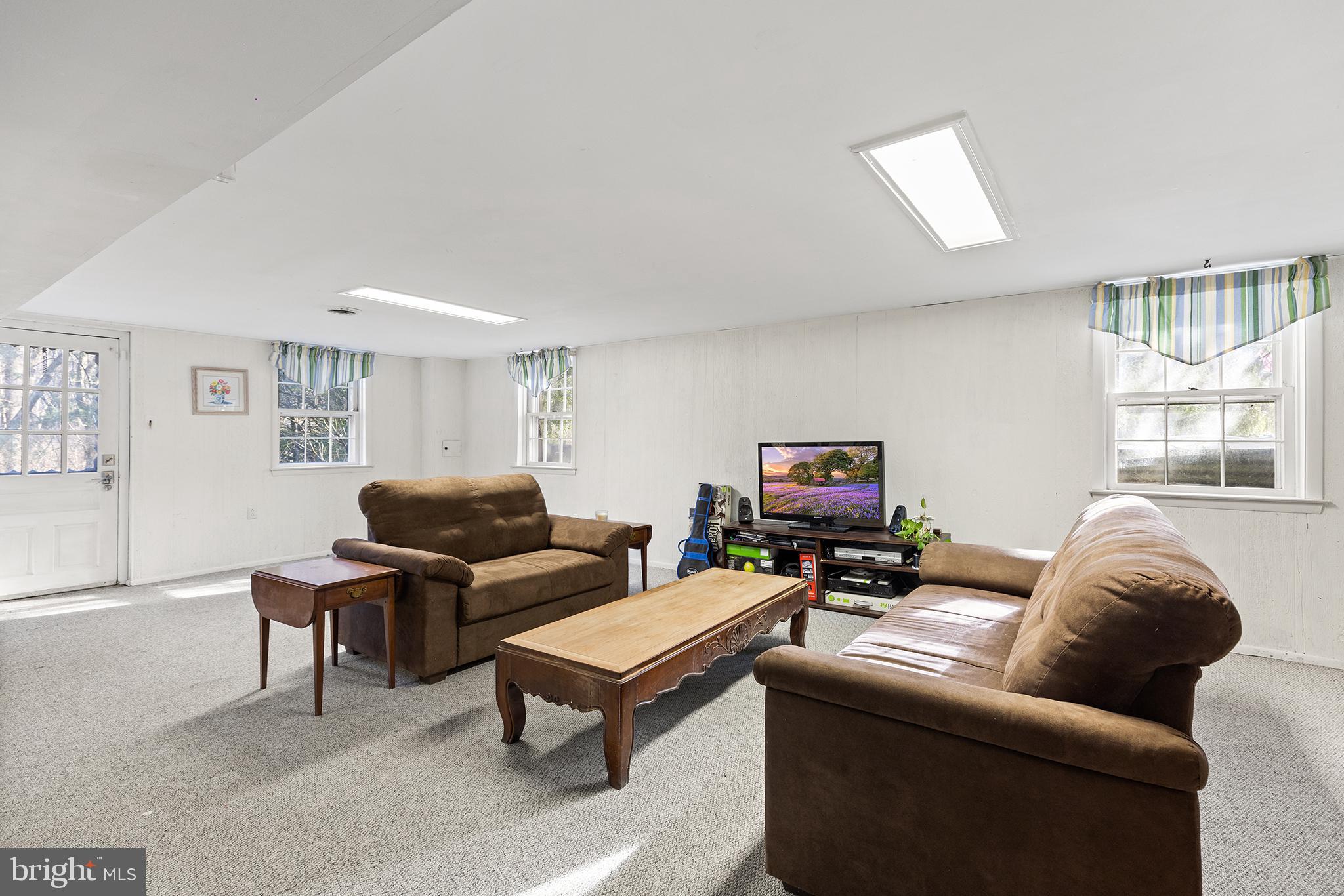 GREENE COUNTRIE VI - Residential