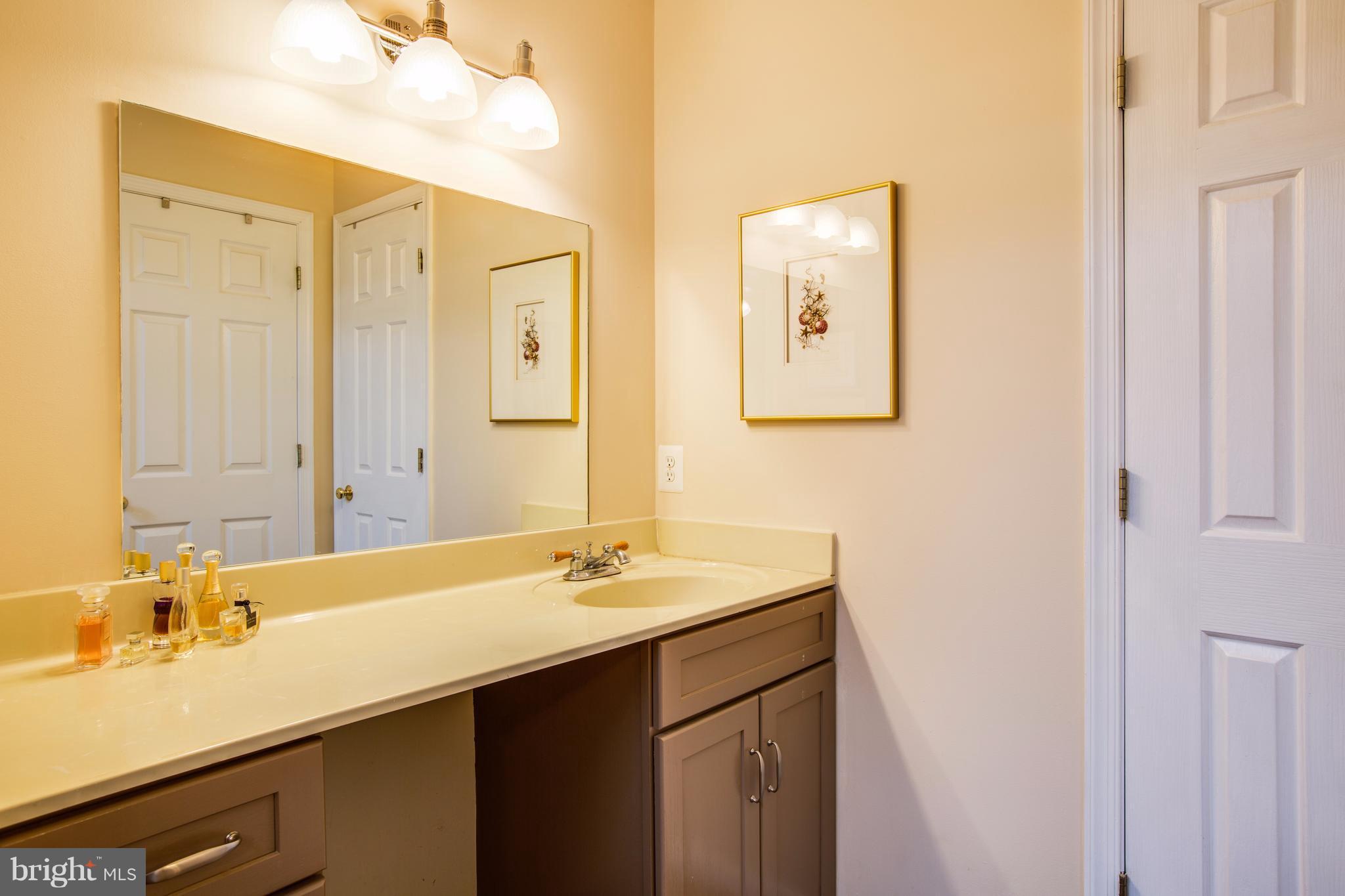 SOUTH WOODS - Residential