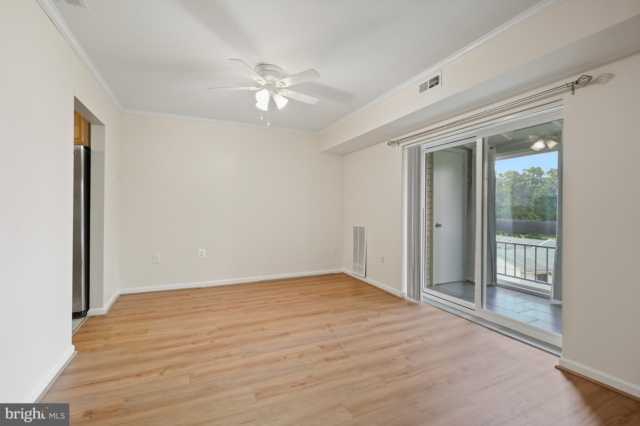 LEISURE WORLD - Residential