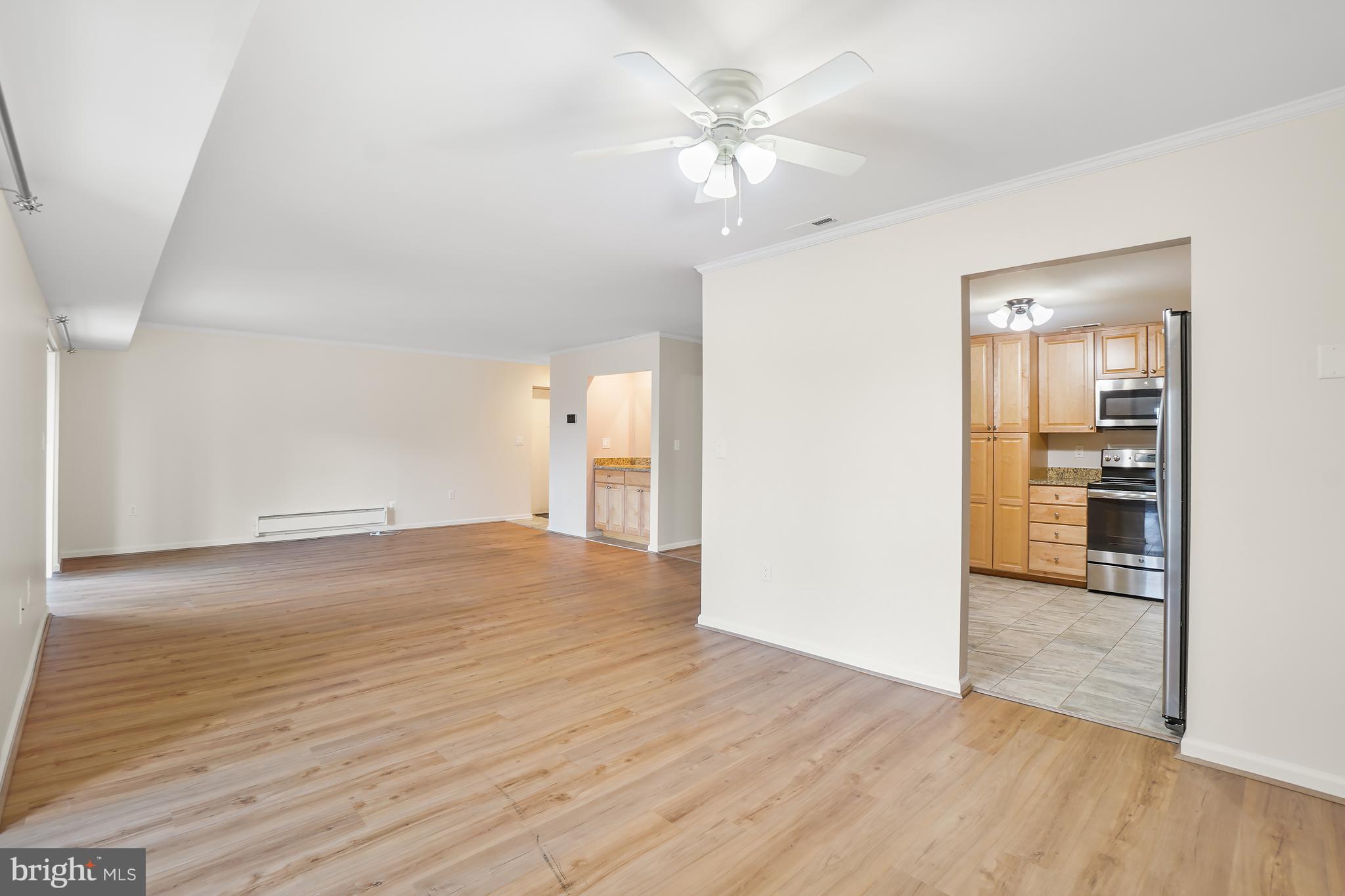 LEISURE WORLD - Residential