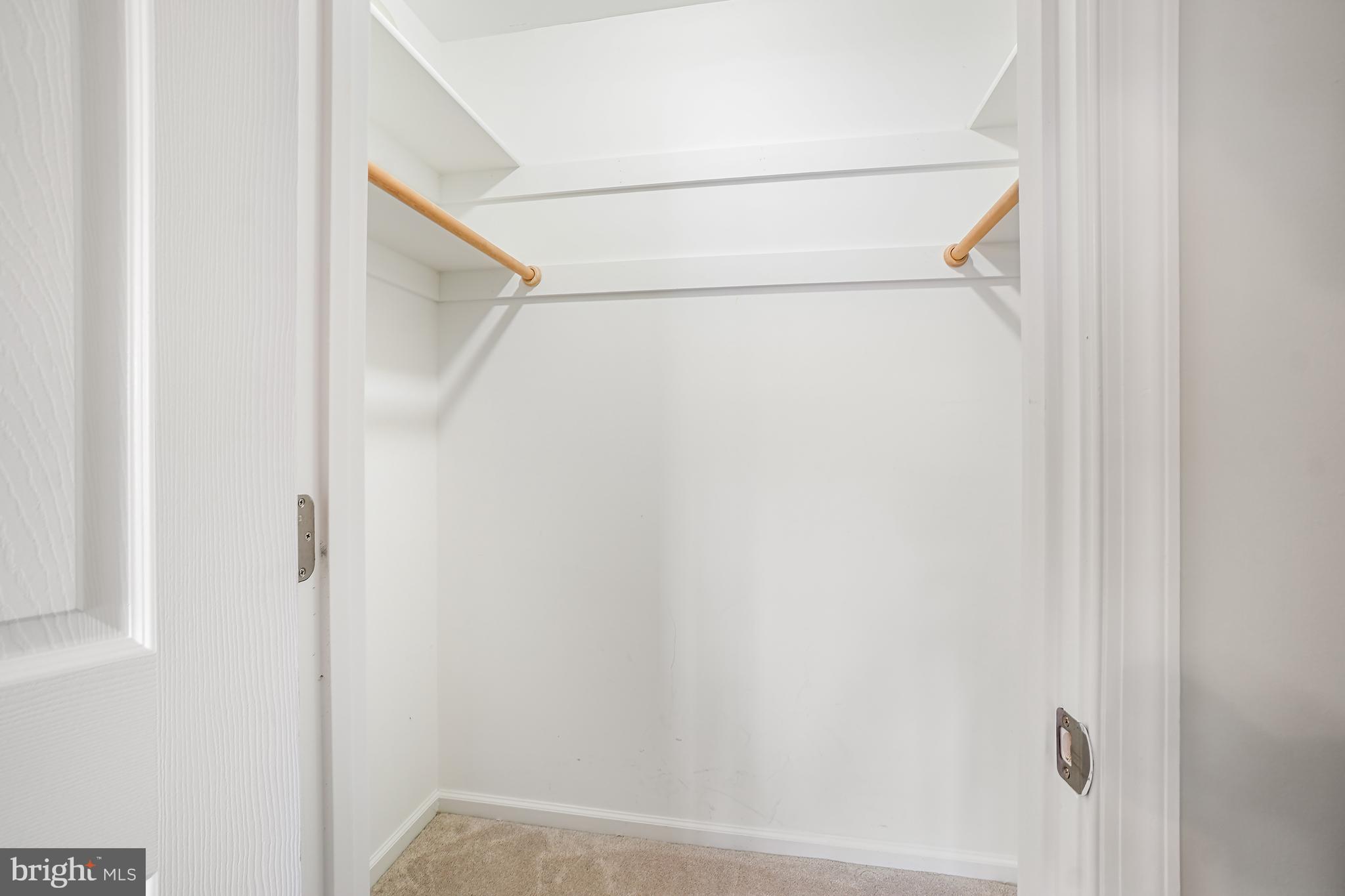 LEISURE WORLD - Residential