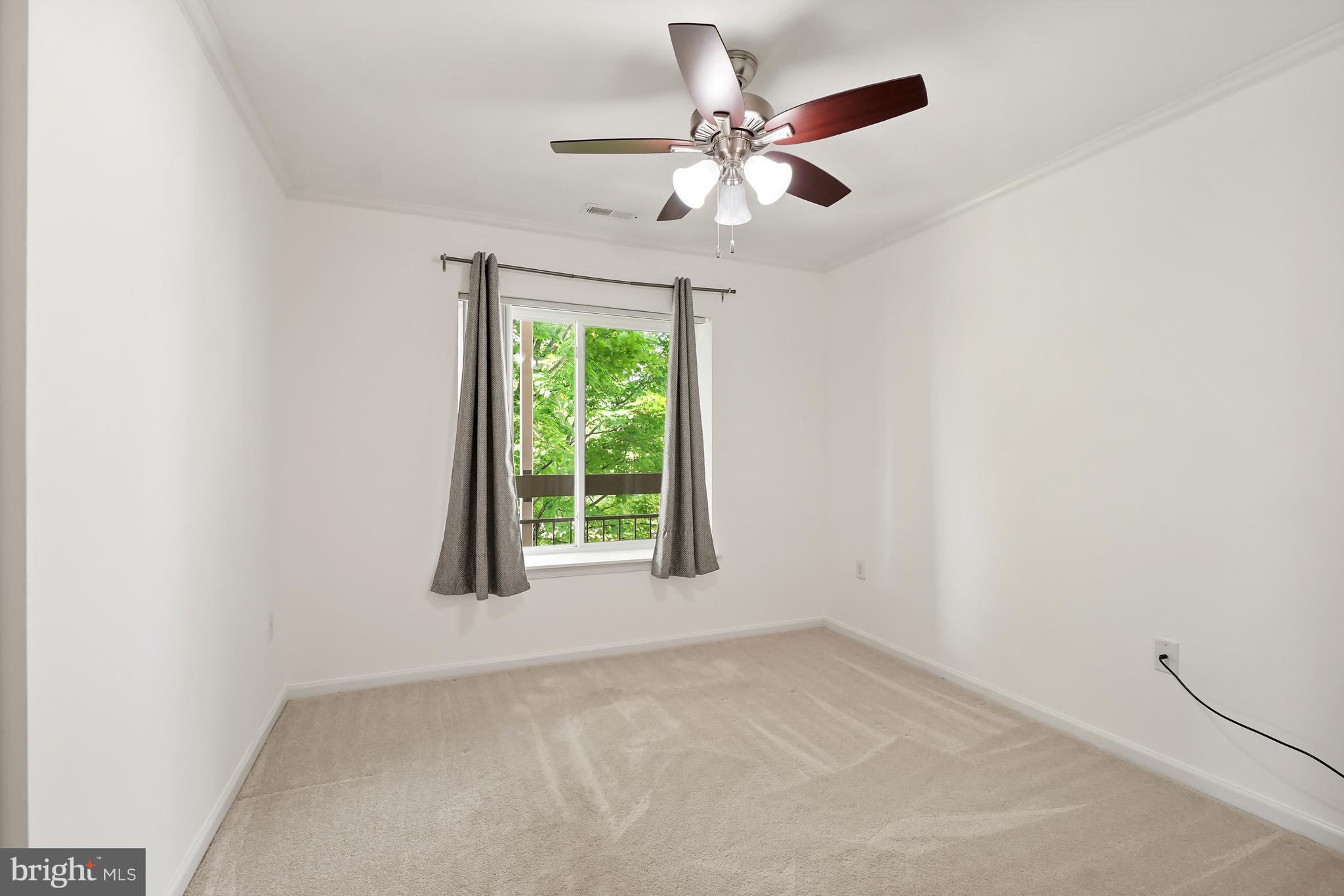 LEISURE WORLD - Residential