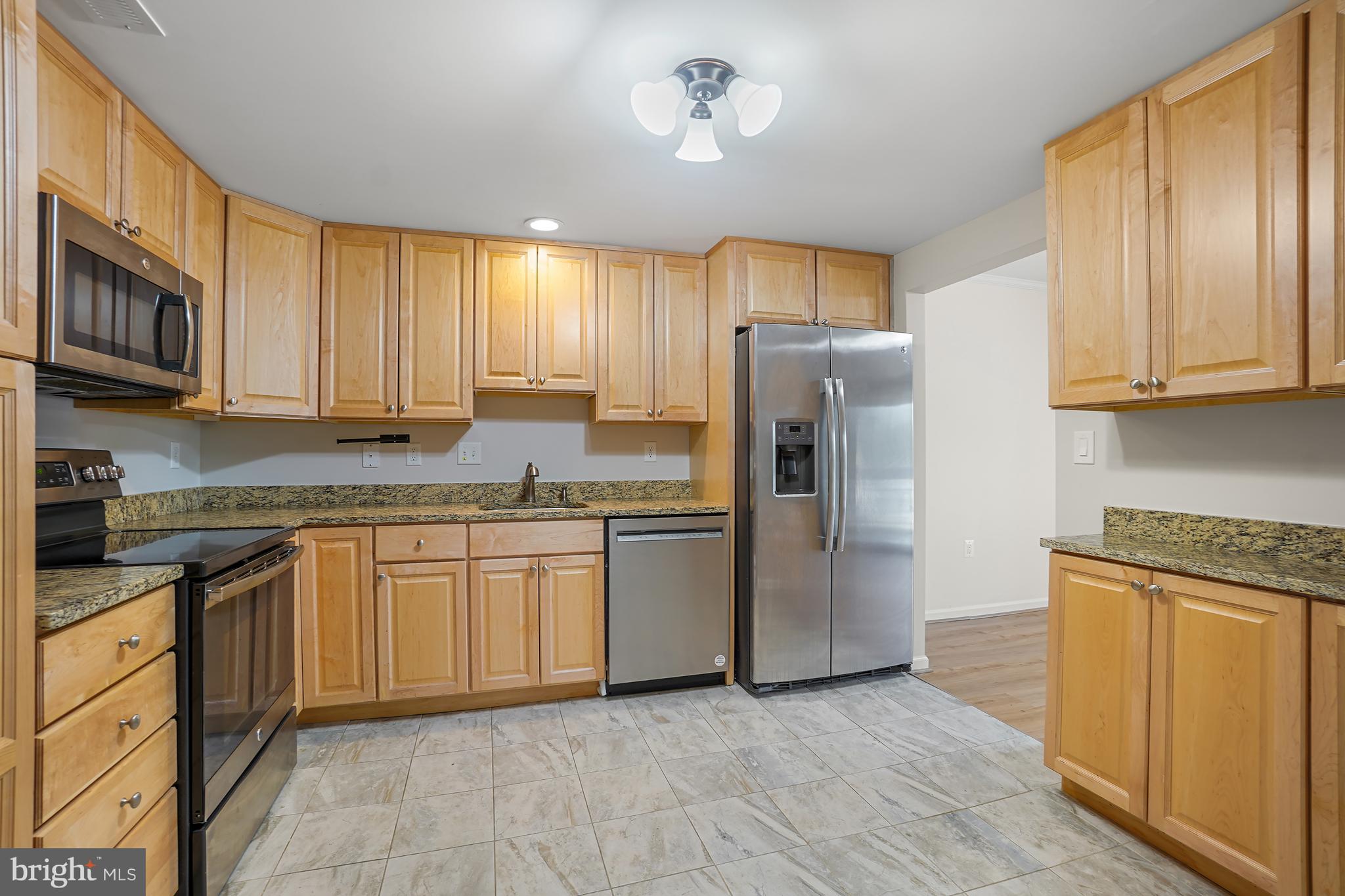 LEISURE WORLD - Residential