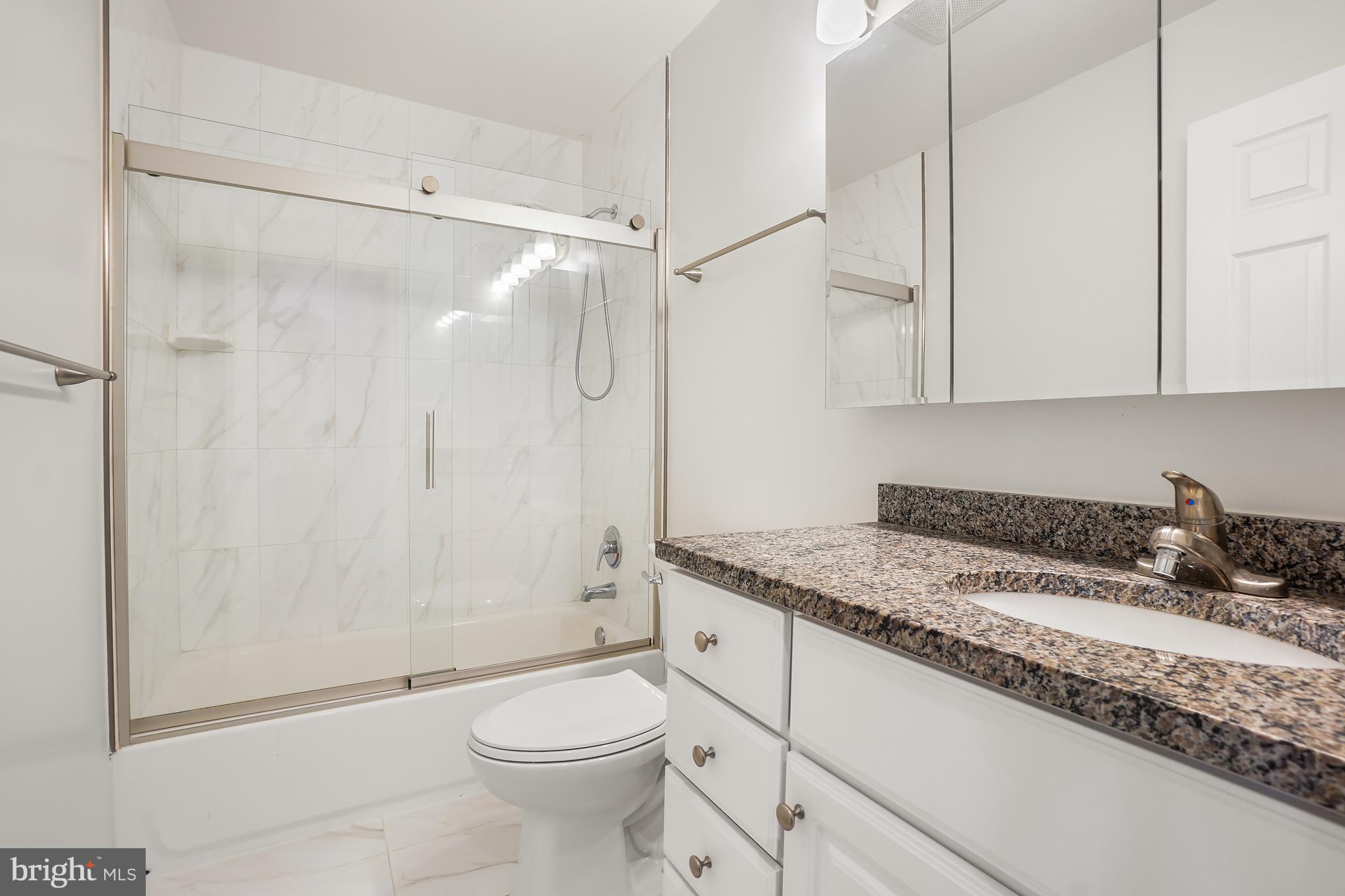 LEISURE WORLD - Residential