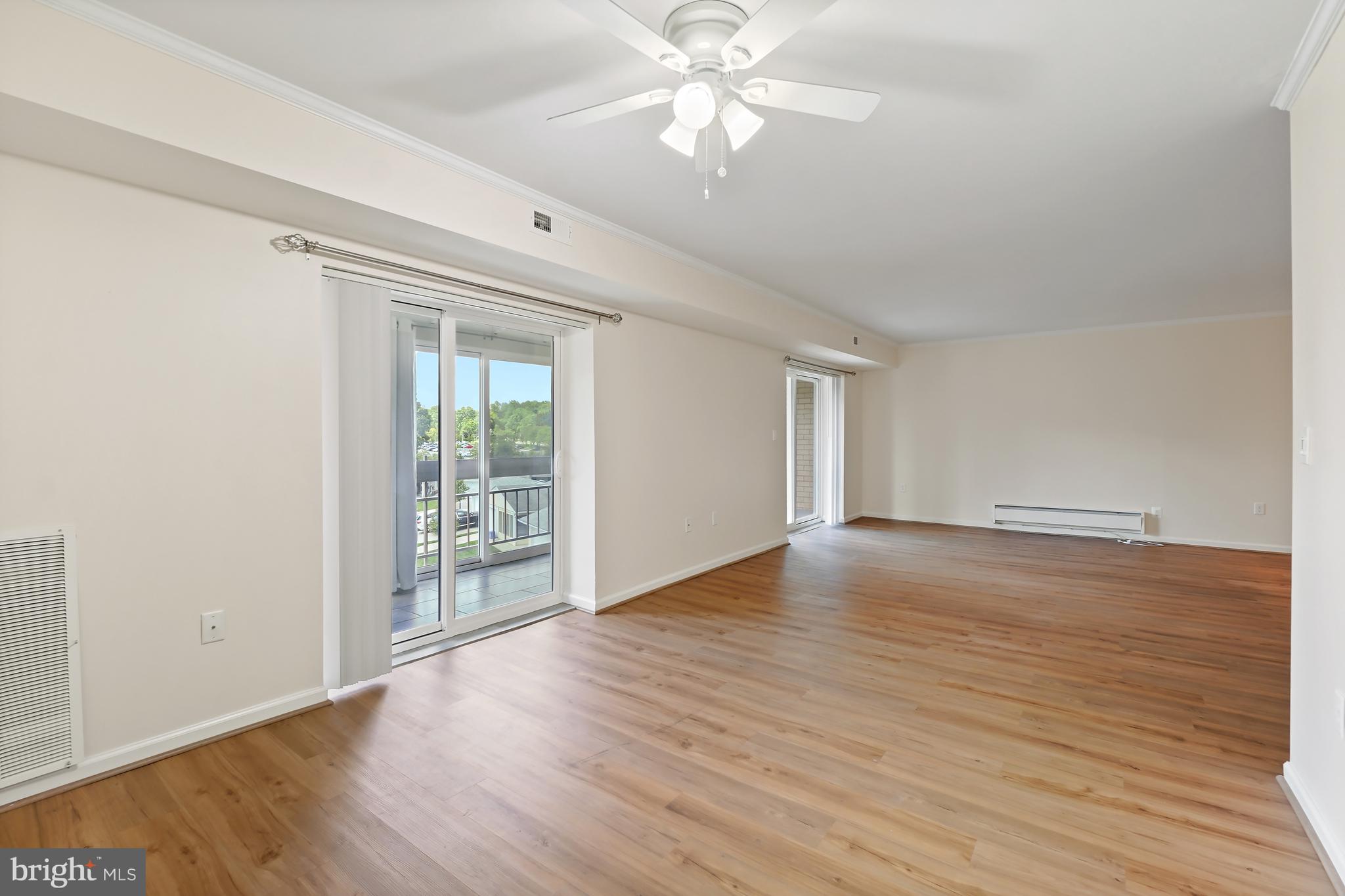 LEISURE WORLD - Residential