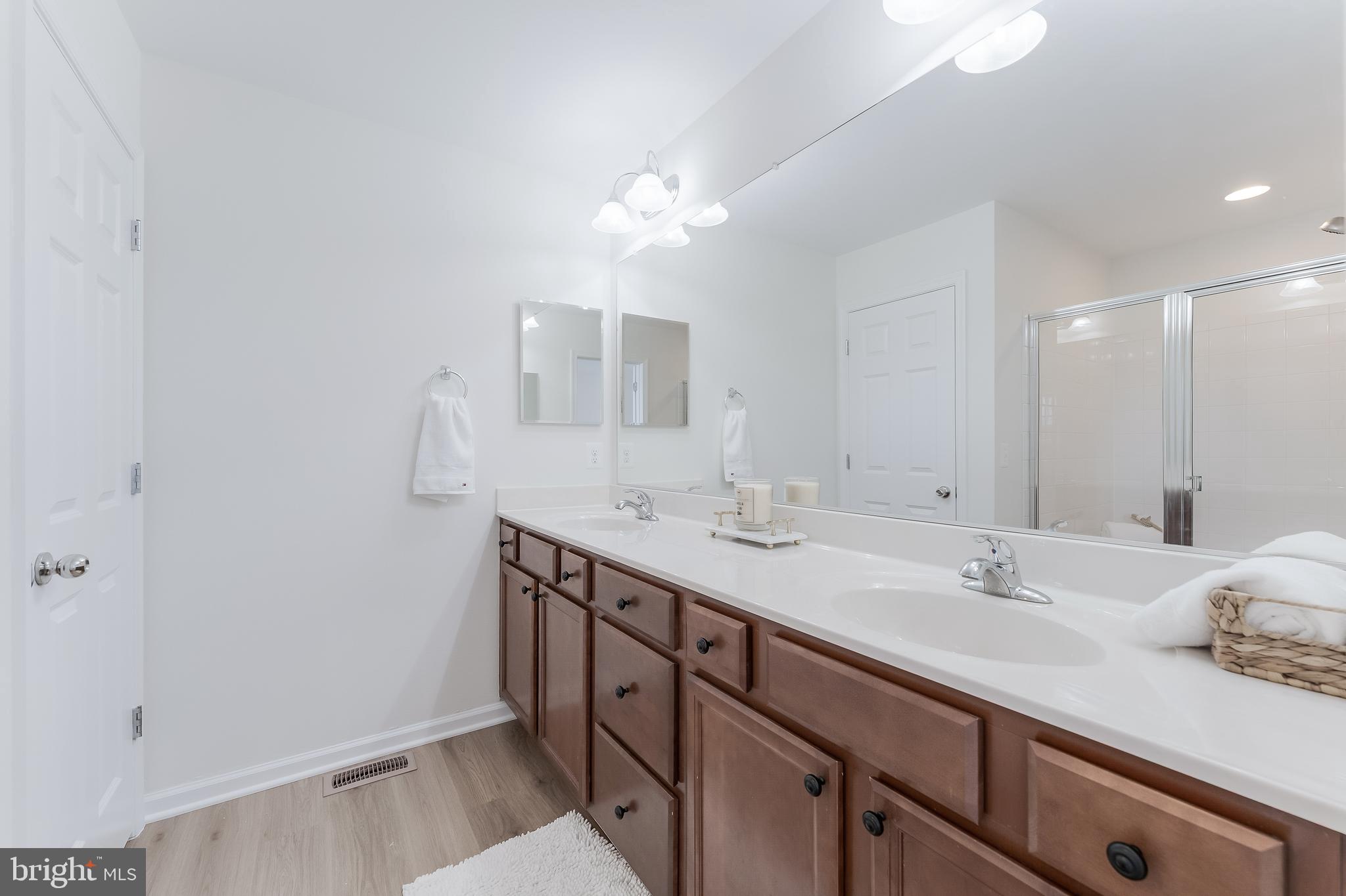 SNOWDEN BRIDGE - Residential