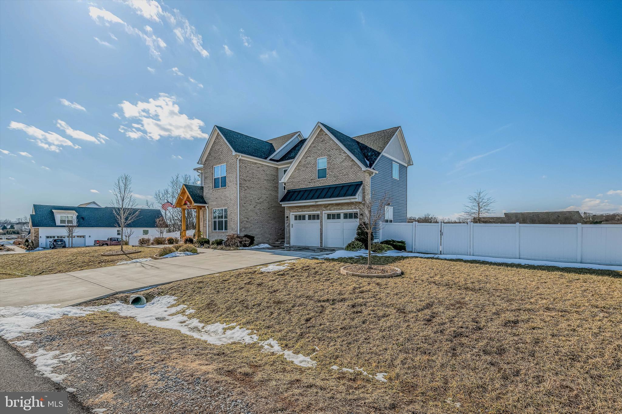 347 MOON STONE DRIVE