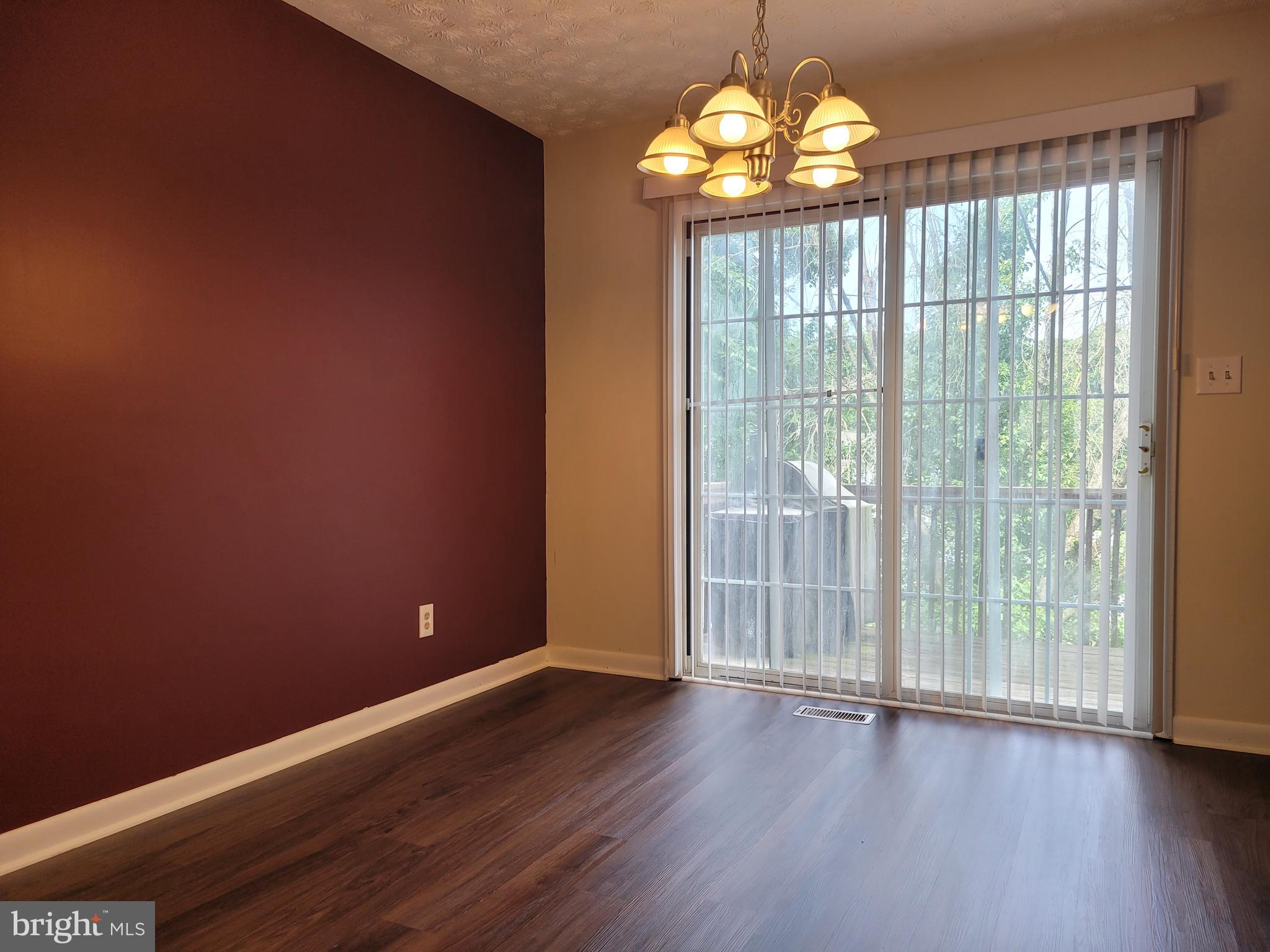 DUCK HARBOUR - Residential