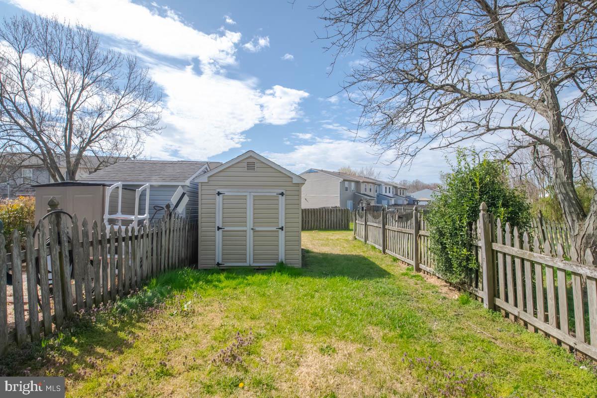 CARROLLWOOD MANOR - Residential