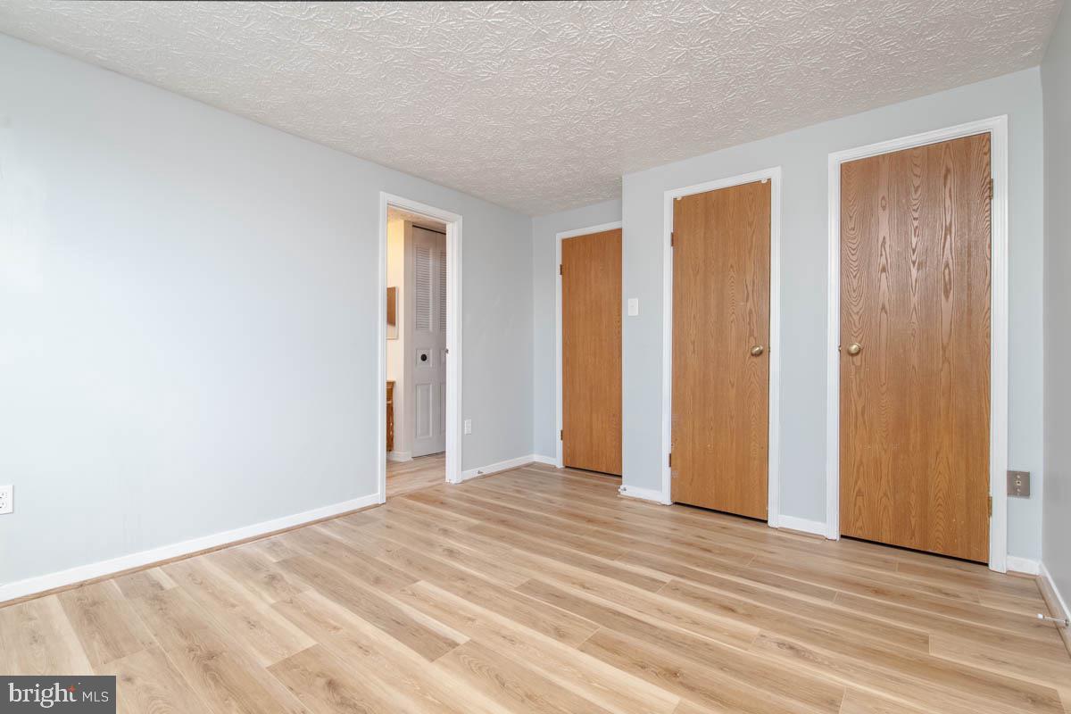 CARROLLWOOD MANOR - Residential