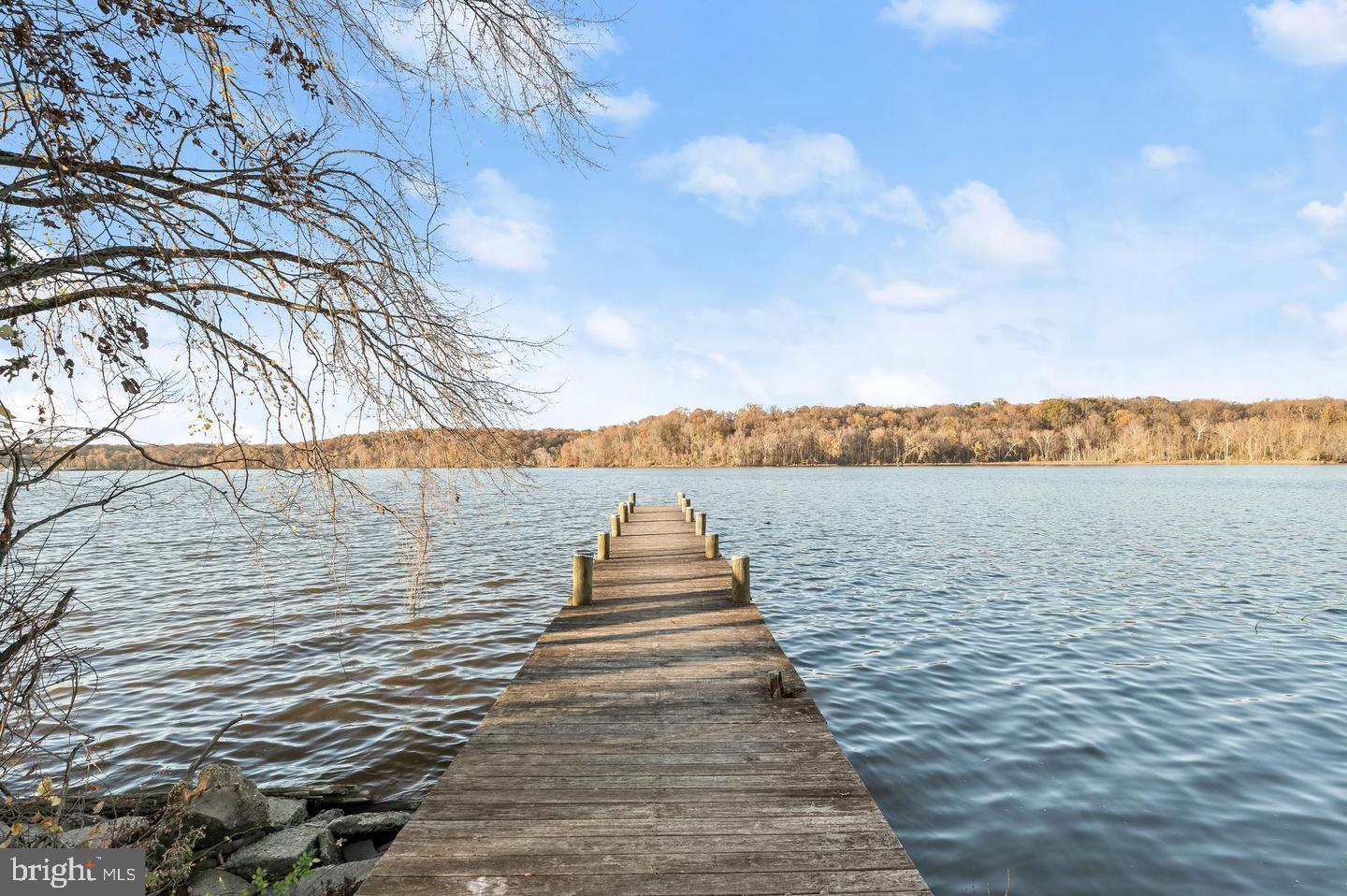 CALVERT MANOR - Residential