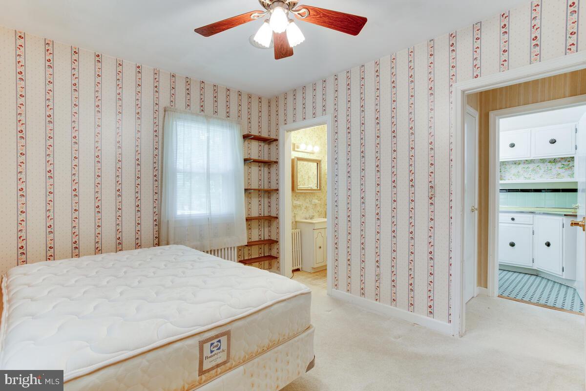 CALVERT MANOR - Residential