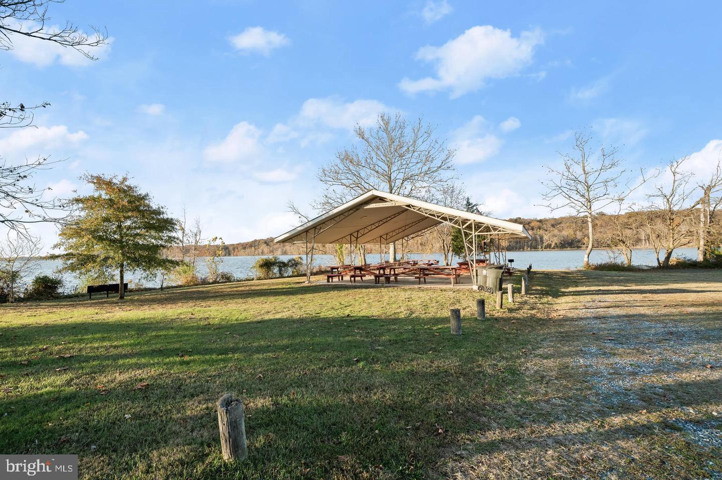 CALVERT MANOR - Residential