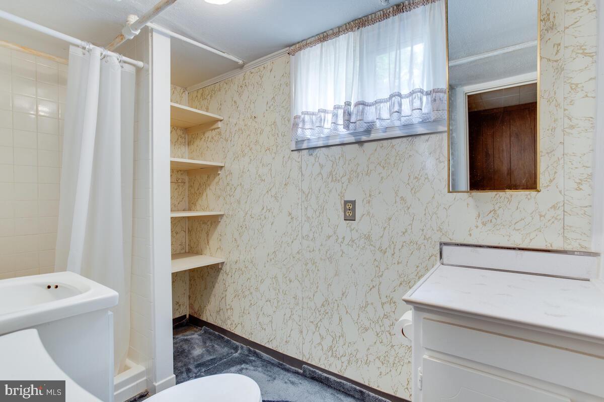 CALVERT MANOR - Residential