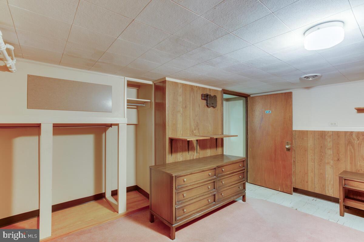 CALVERT MANOR - Residential