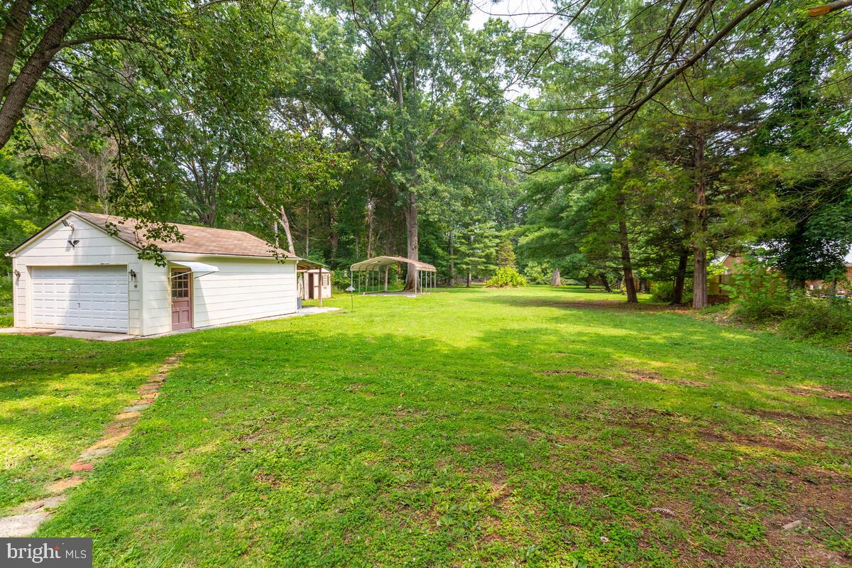 CALVERT MANOR - Residential