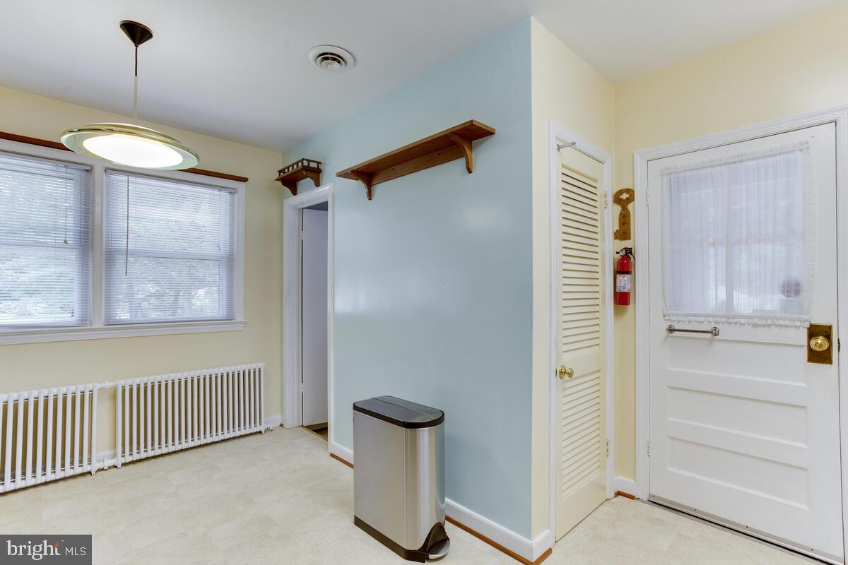 CALVERT MANOR - Residential