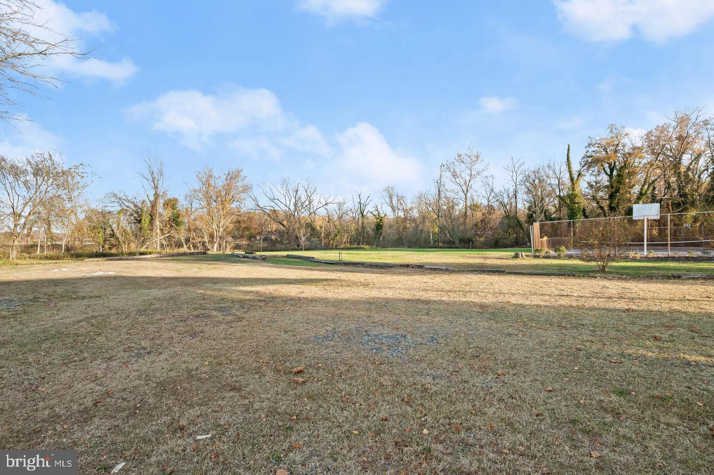 CALVERT MANOR - Residential