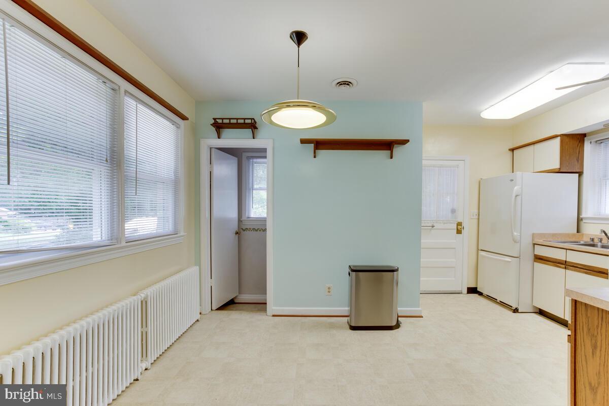 CALVERT MANOR - Residential