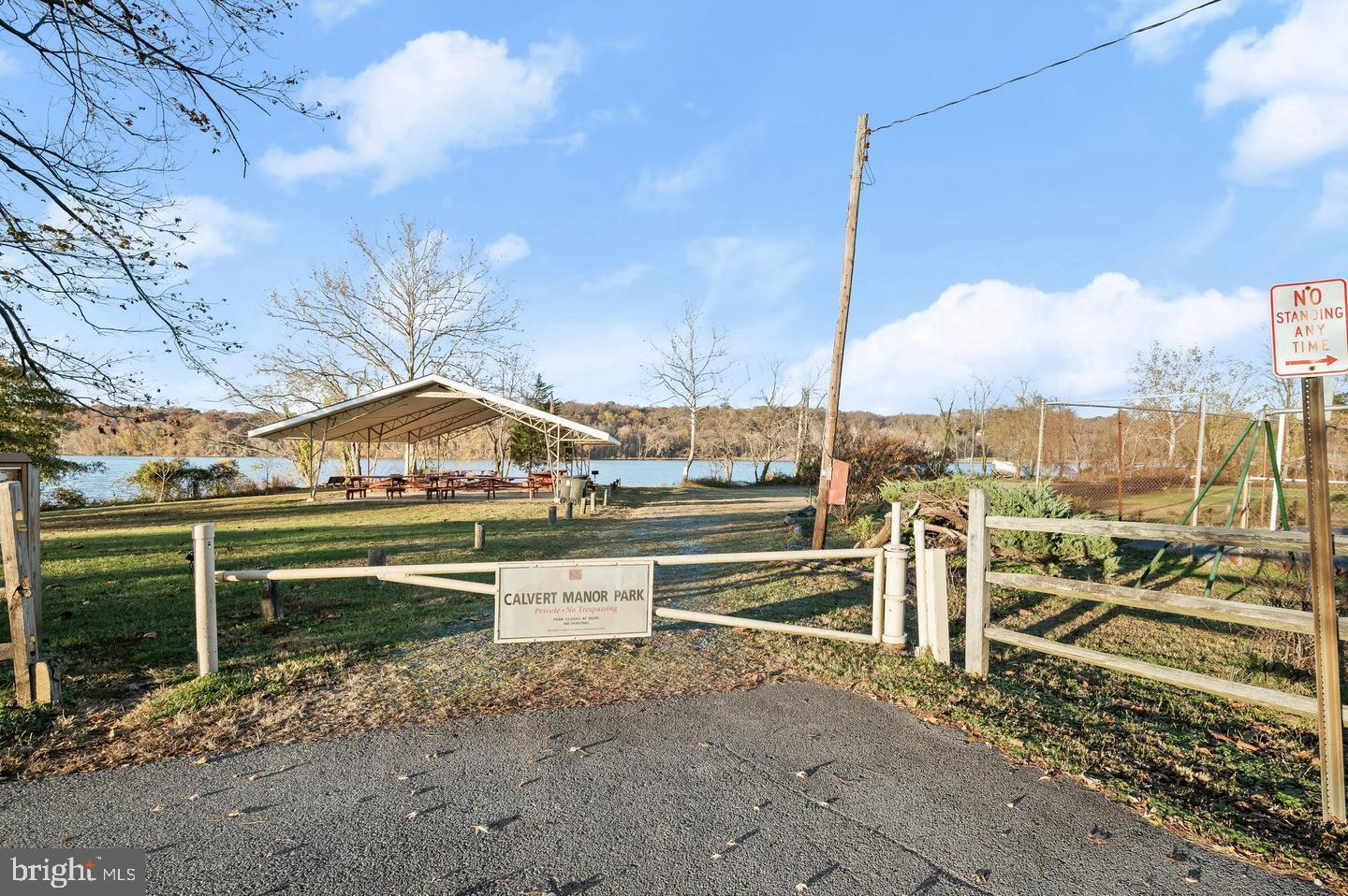 CALVERT MANOR - Residential