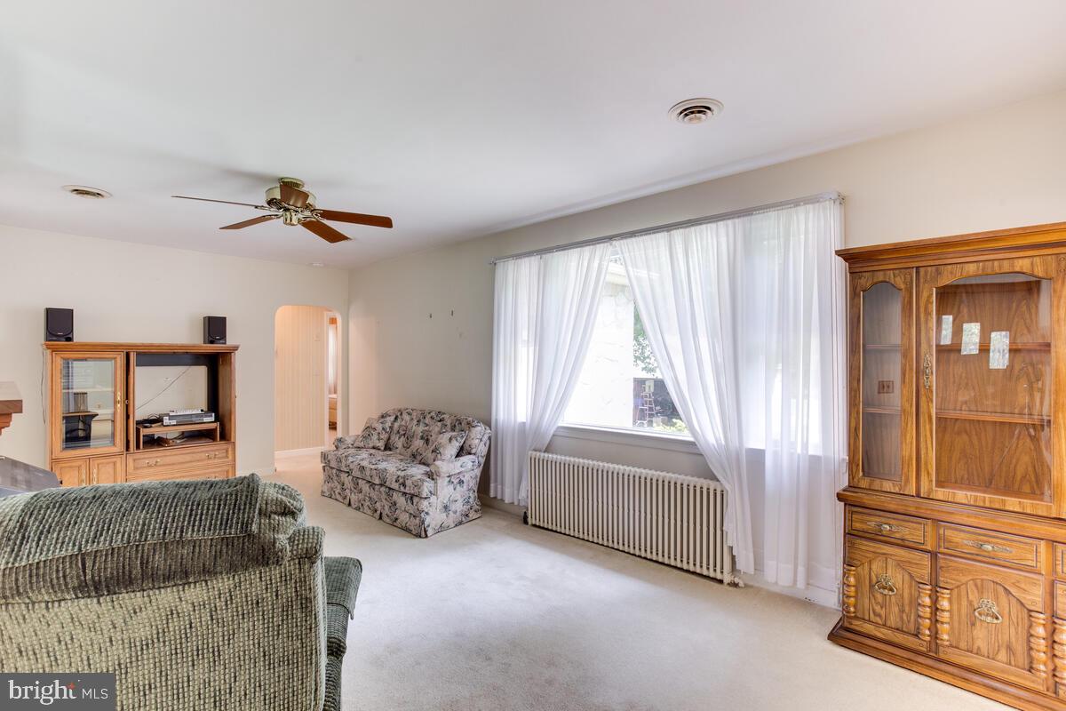 CALVERT MANOR - Residential