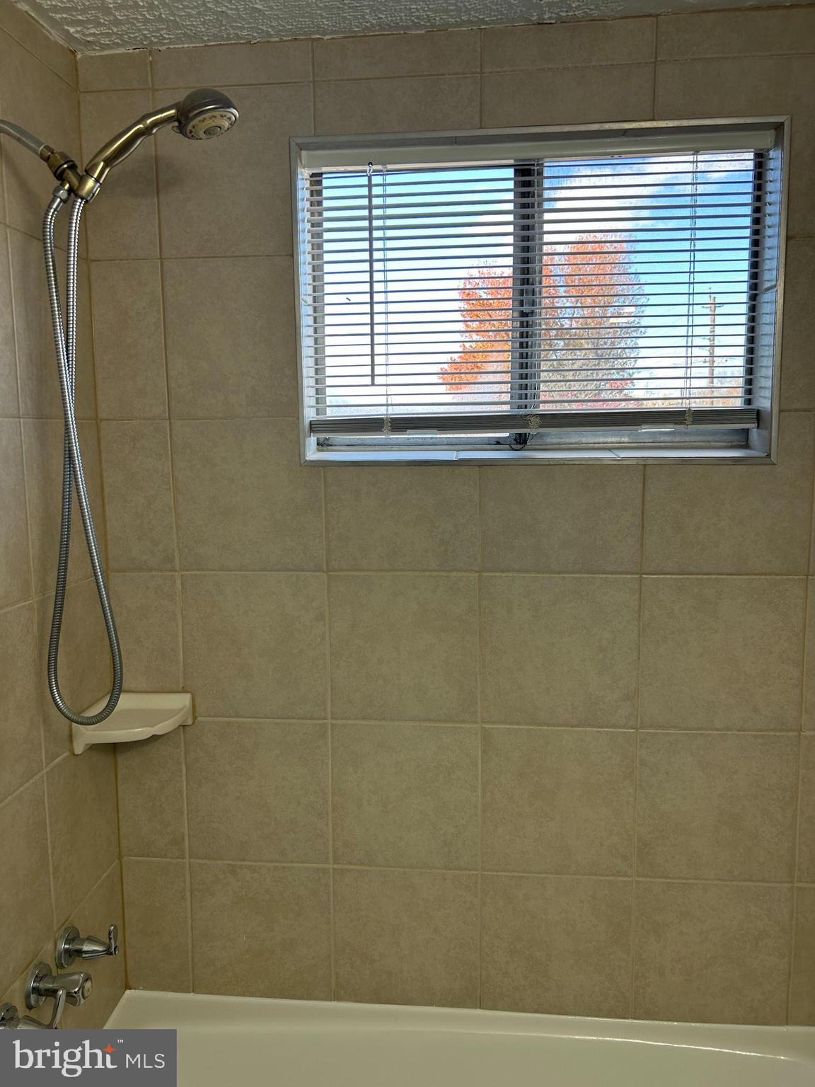 FRENCHMANS CREEK - Residential Lease