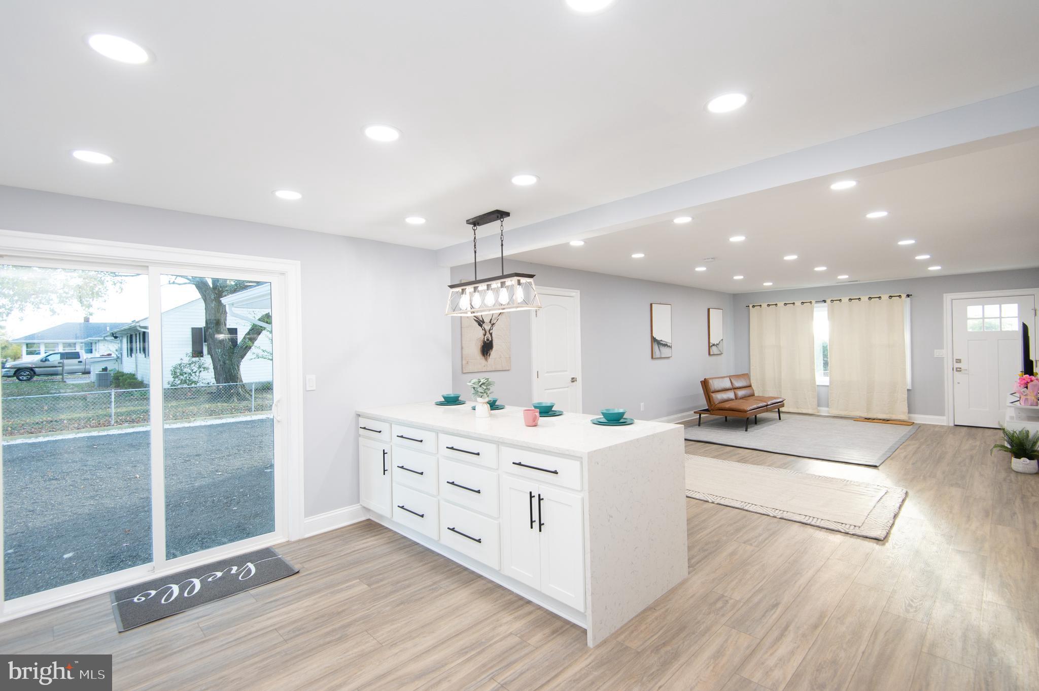 CEDAR GROVE - Residential