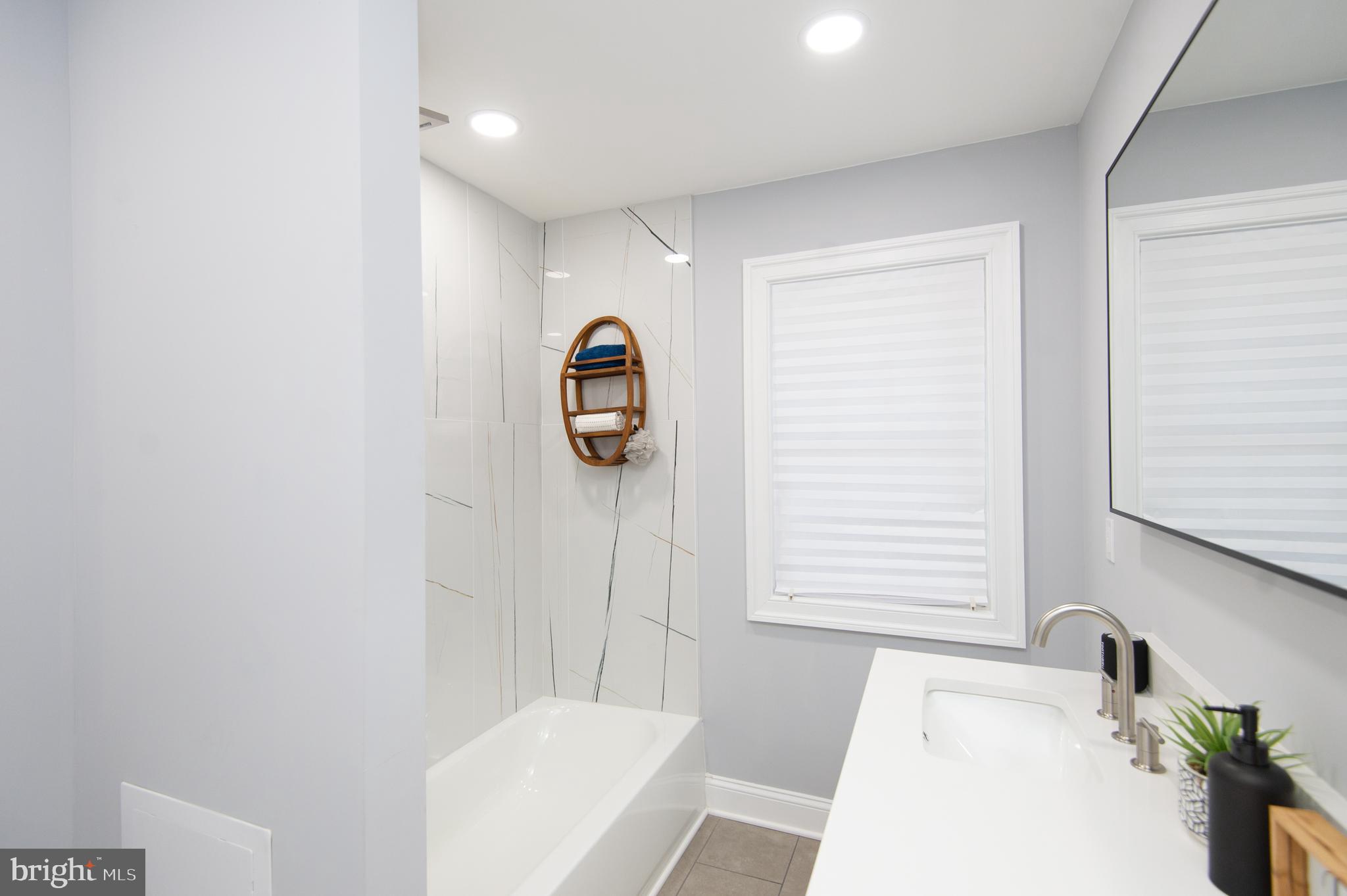 CEDAR GROVE - Residential