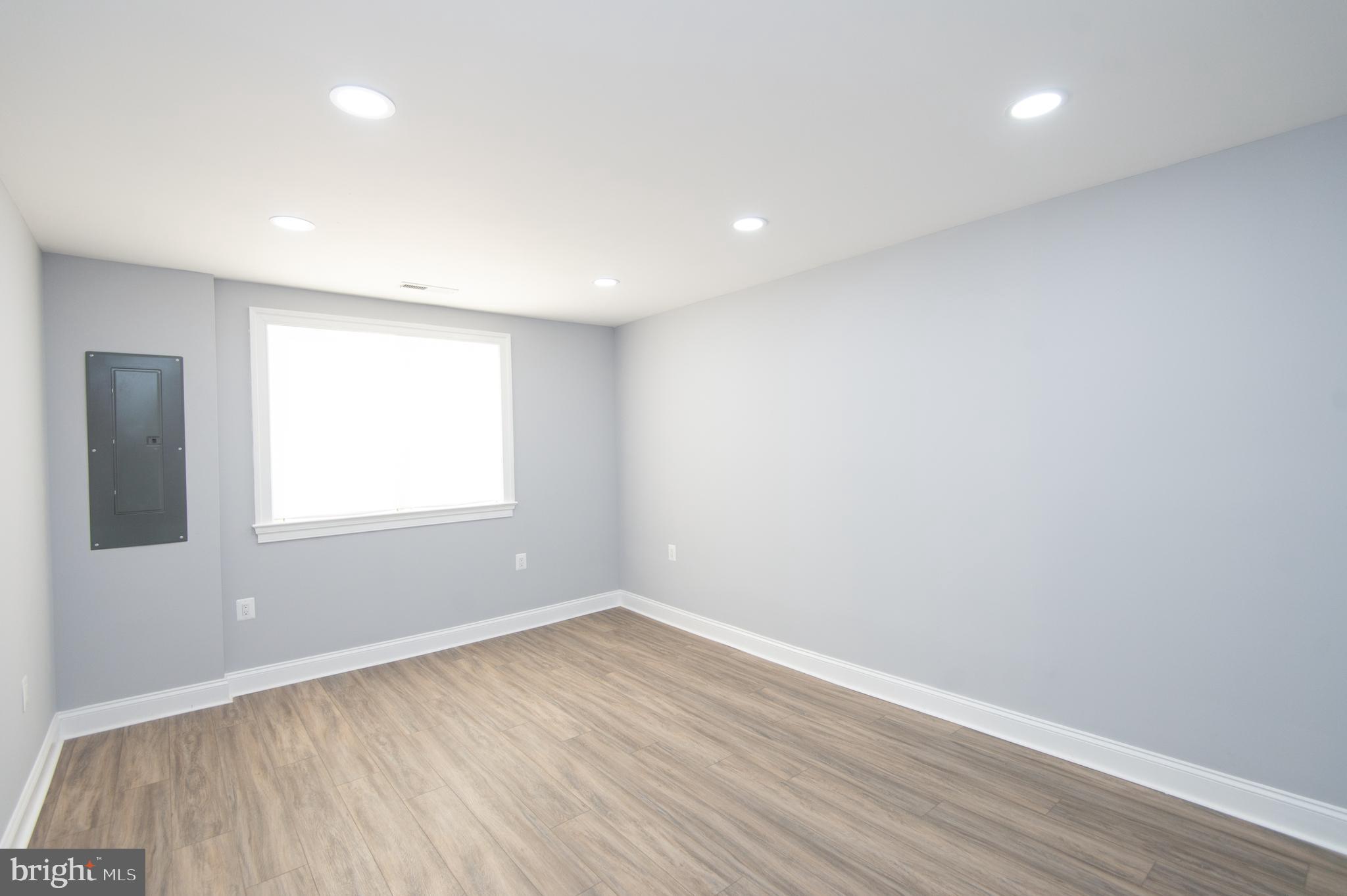 CEDAR GROVE - Residential