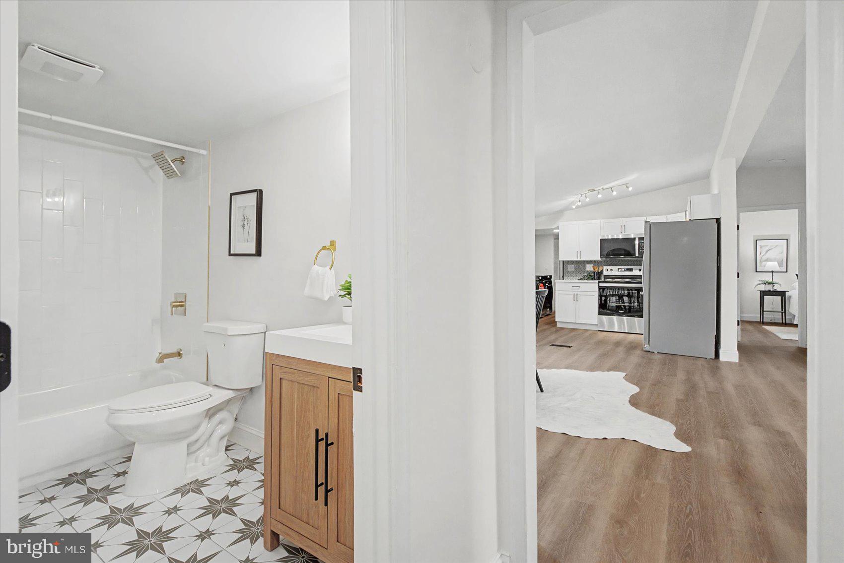 MOUNTAIN BUSH ESTATES - Residential