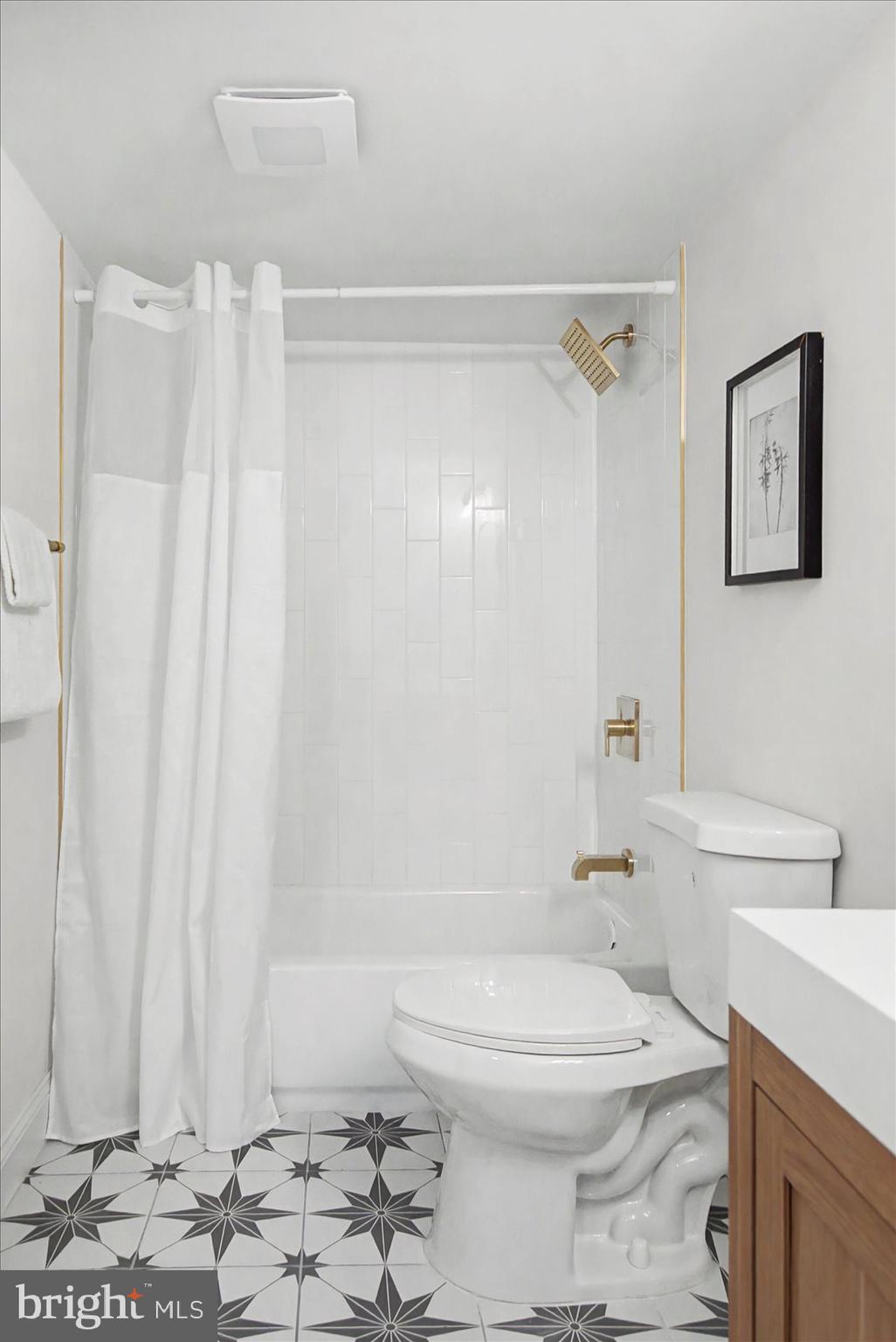 MOUNTAIN BUSH ESTATES - Residential