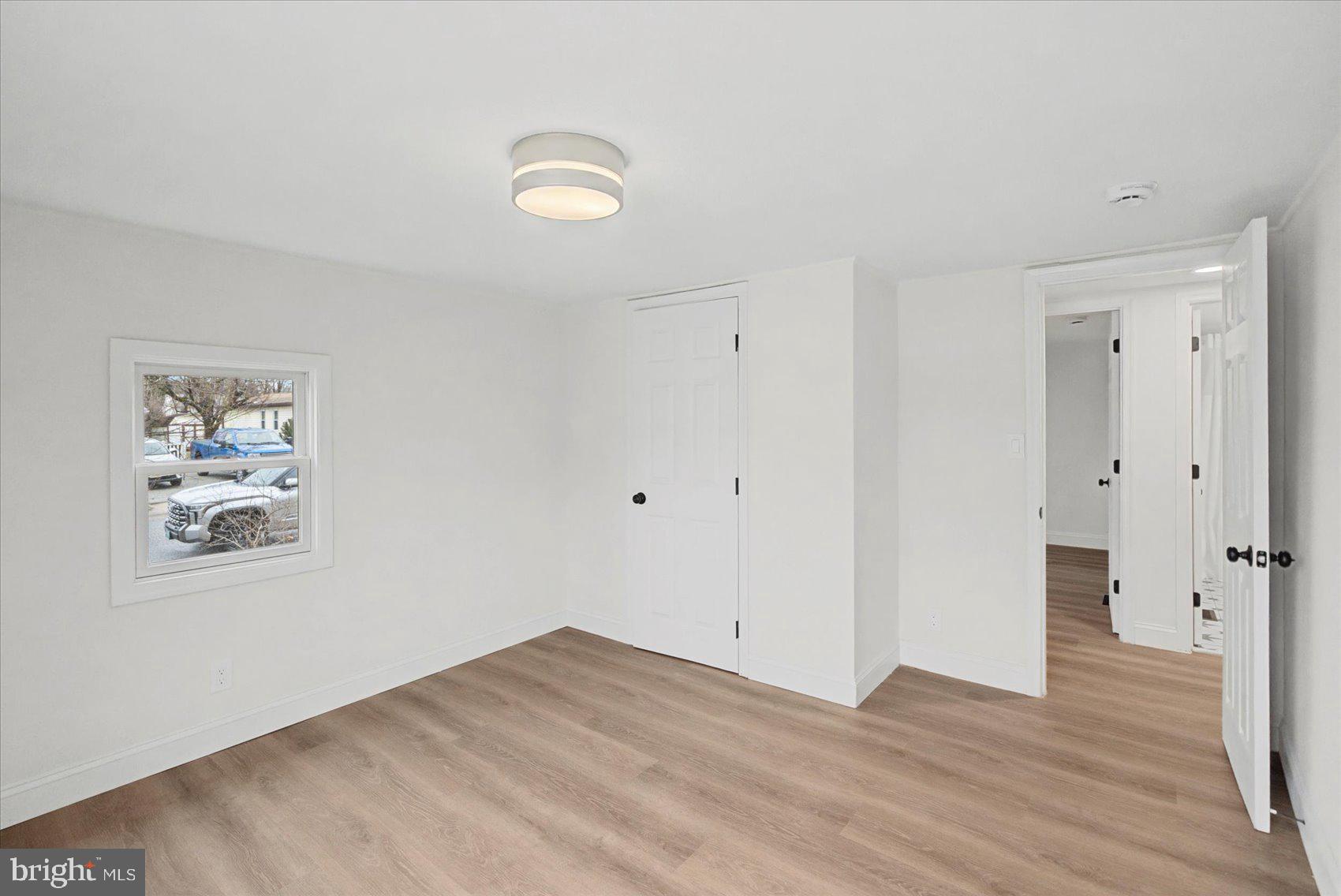 MOUNTAIN BUSH ESTATES - Residential