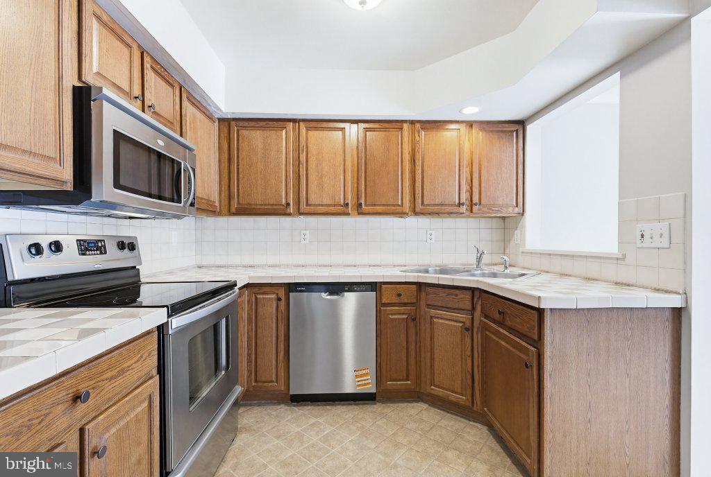 BRADFORD RUN - Residential