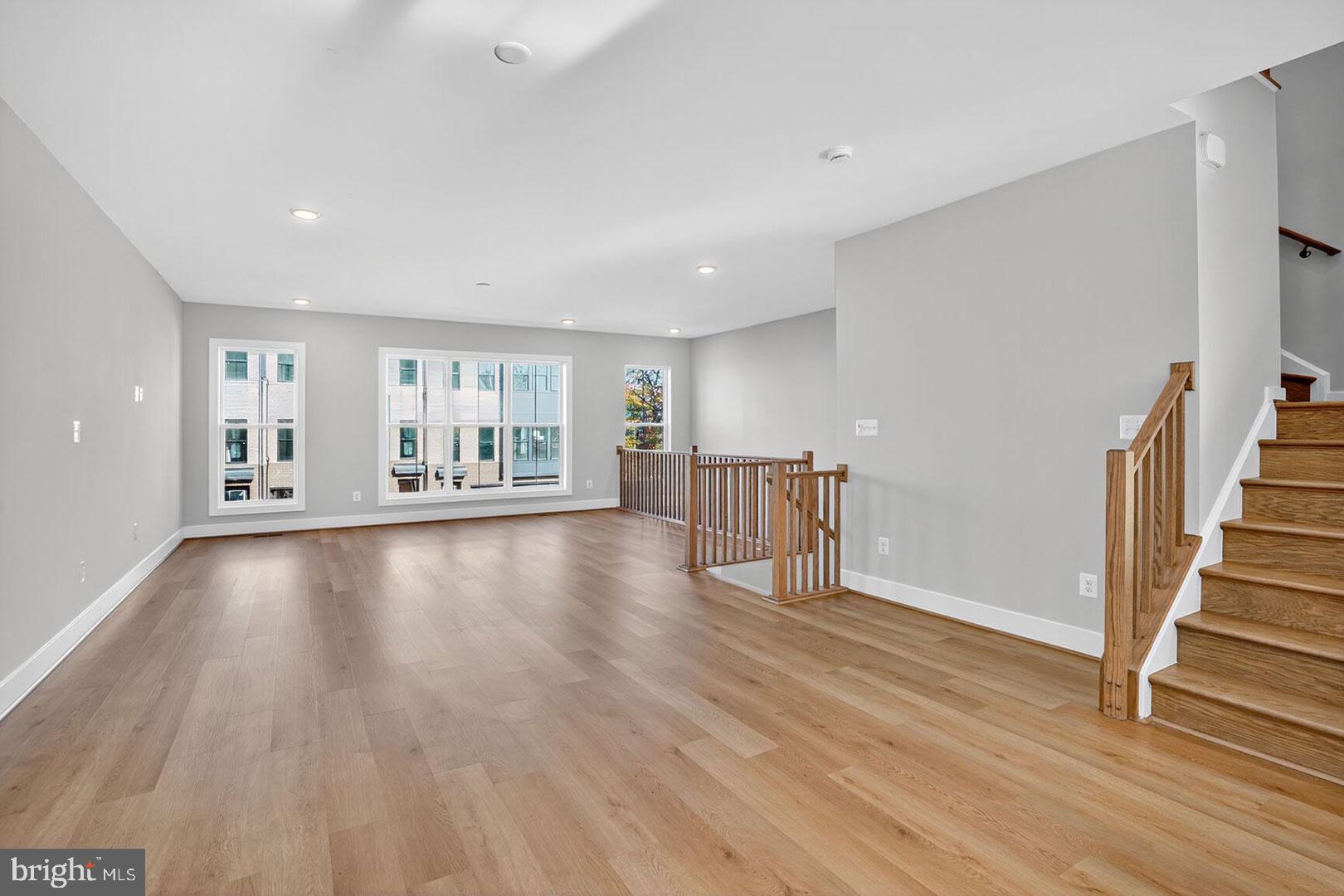 BRAMBLETON - Residential