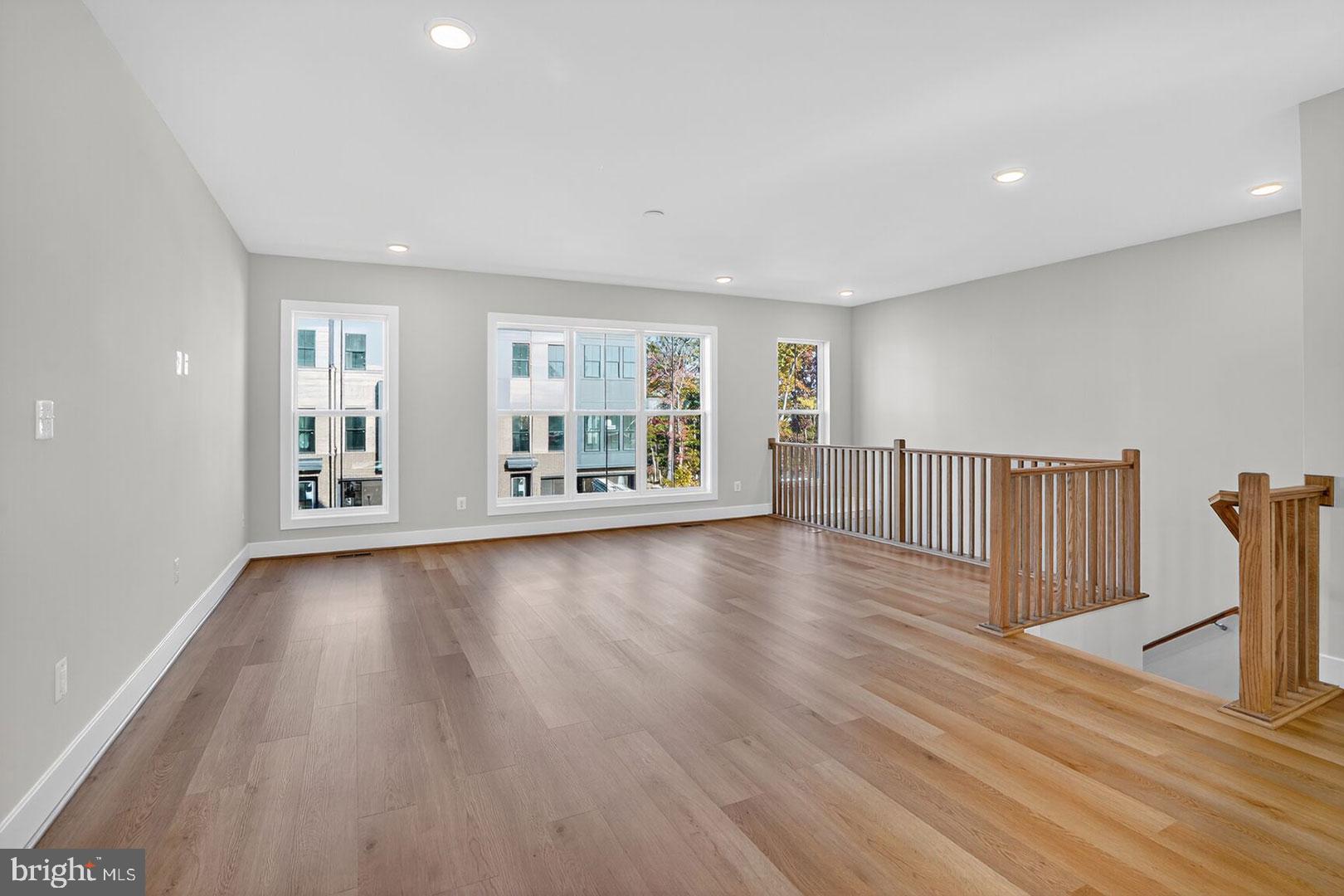 BRAMBLETON - Residential