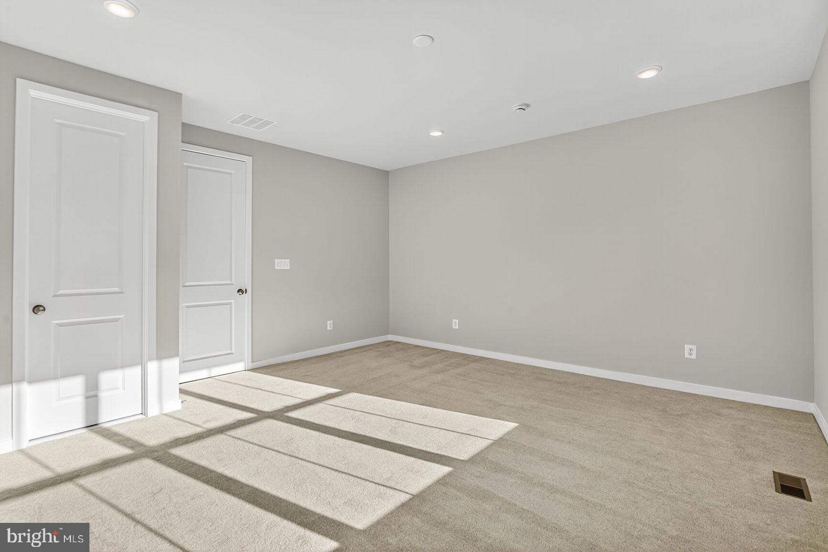 BRAMBLETON - Residential