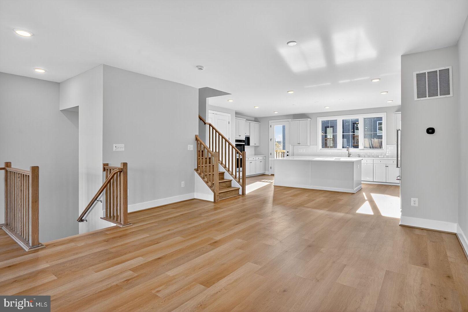 BRAMBLETON - Residential