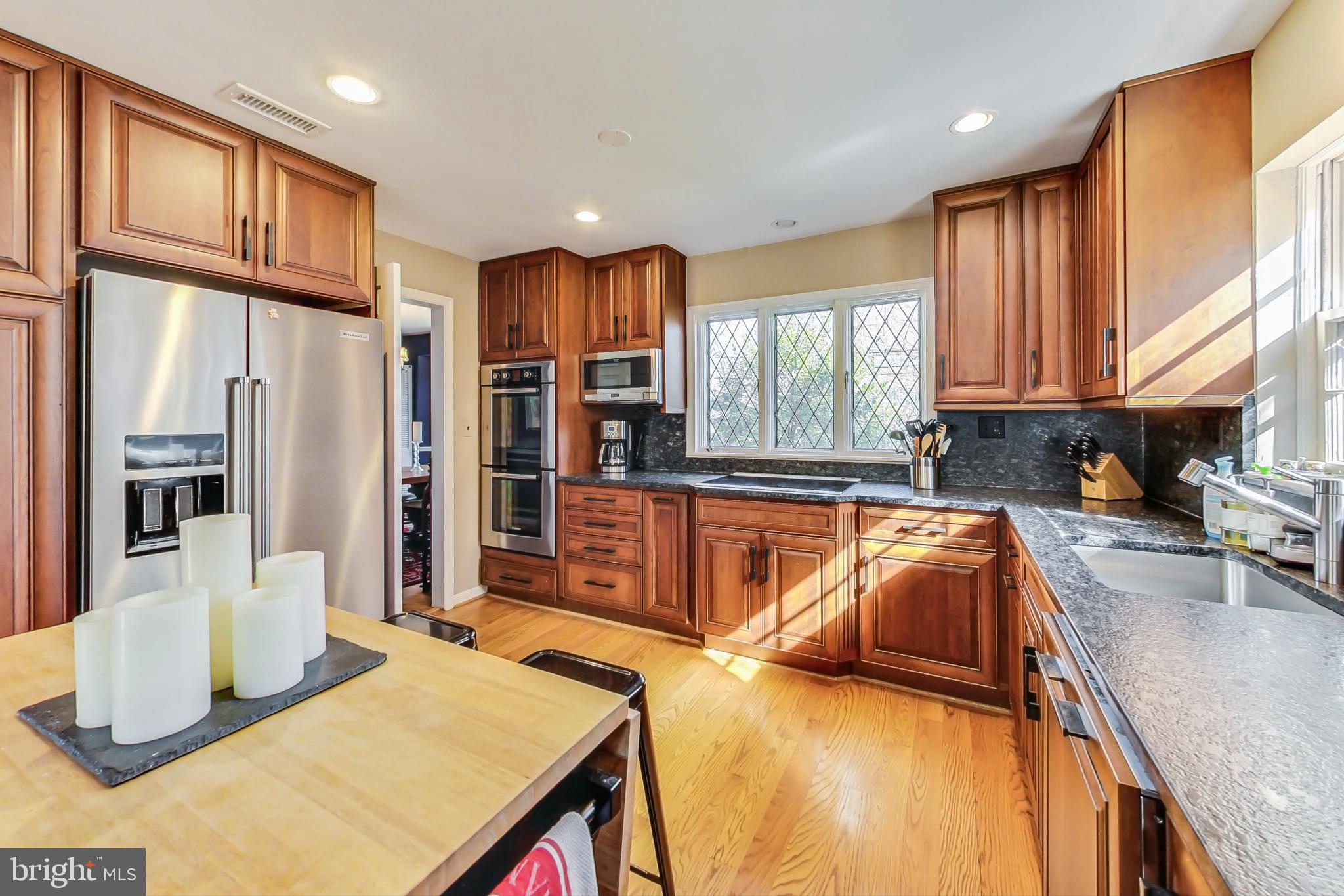 ROCKVILLE OUTSIDE - Residential