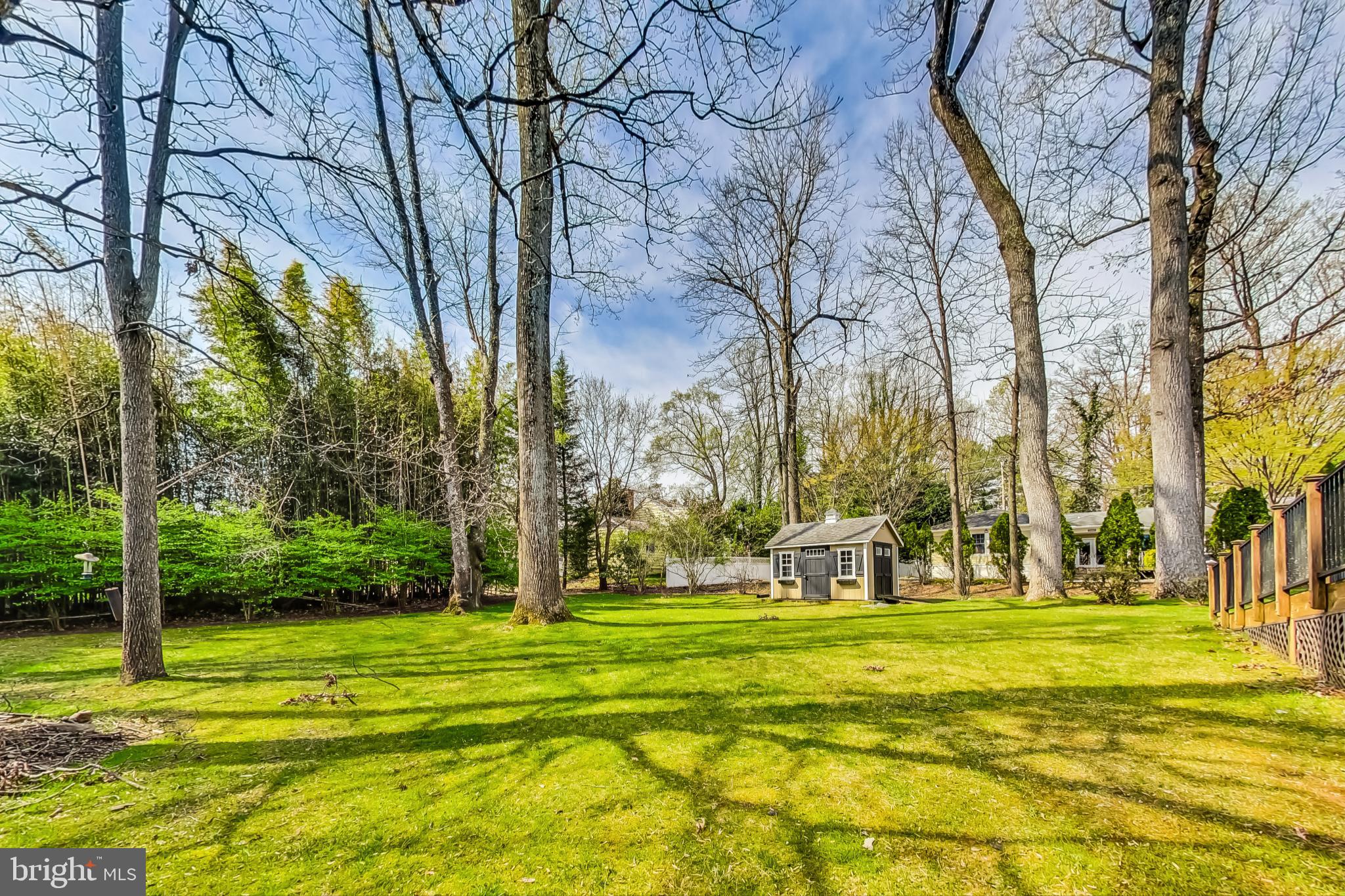 ROCKVILLE OUTSIDE - Residential