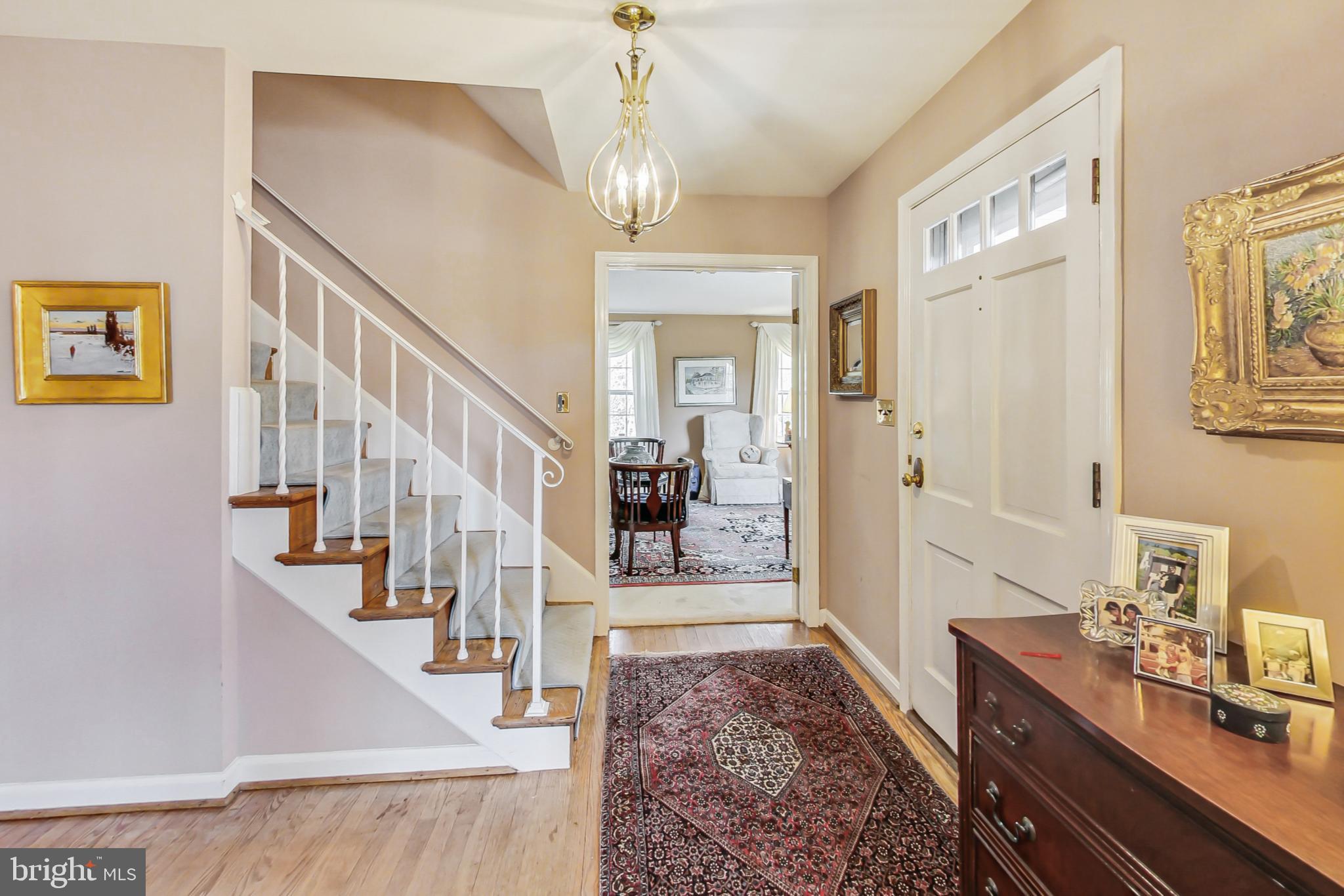 ROCKVILLE OUTSIDE - Residential