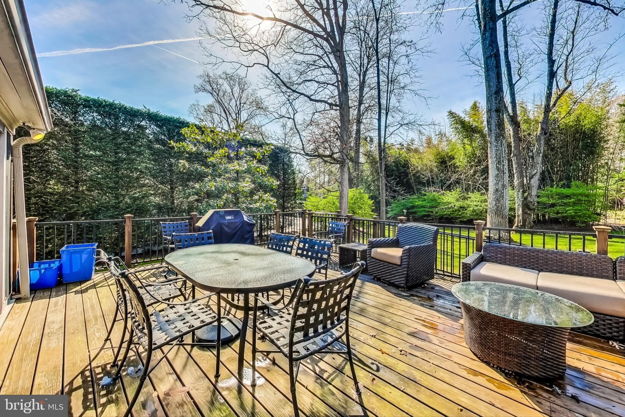 ROCKVILLE OUTSIDE - Residential