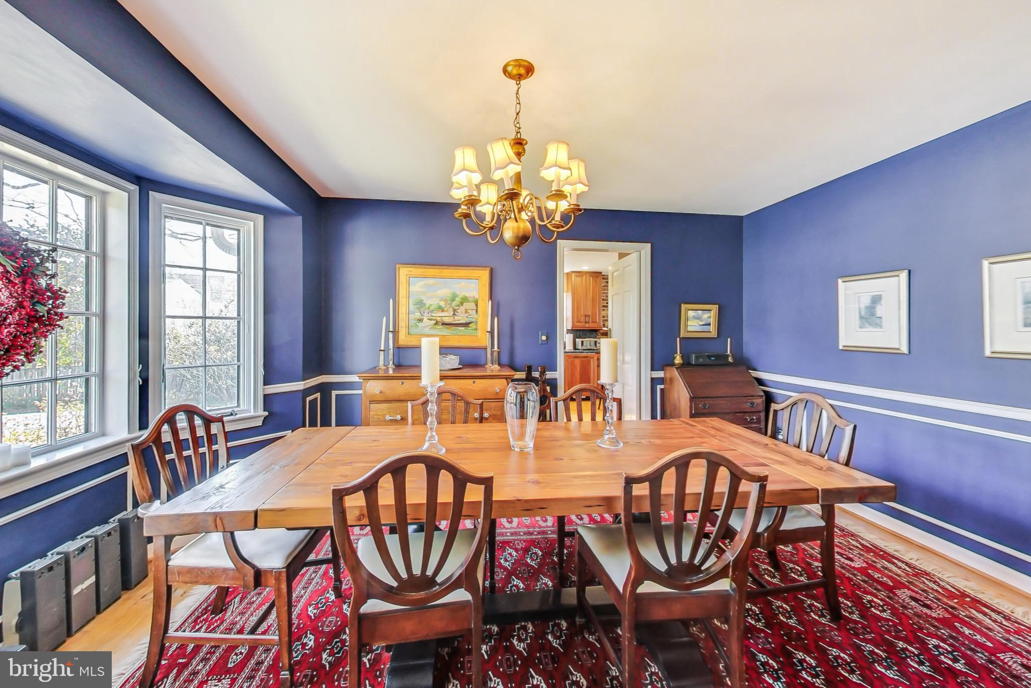 ROCKVILLE OUTSIDE - Residential