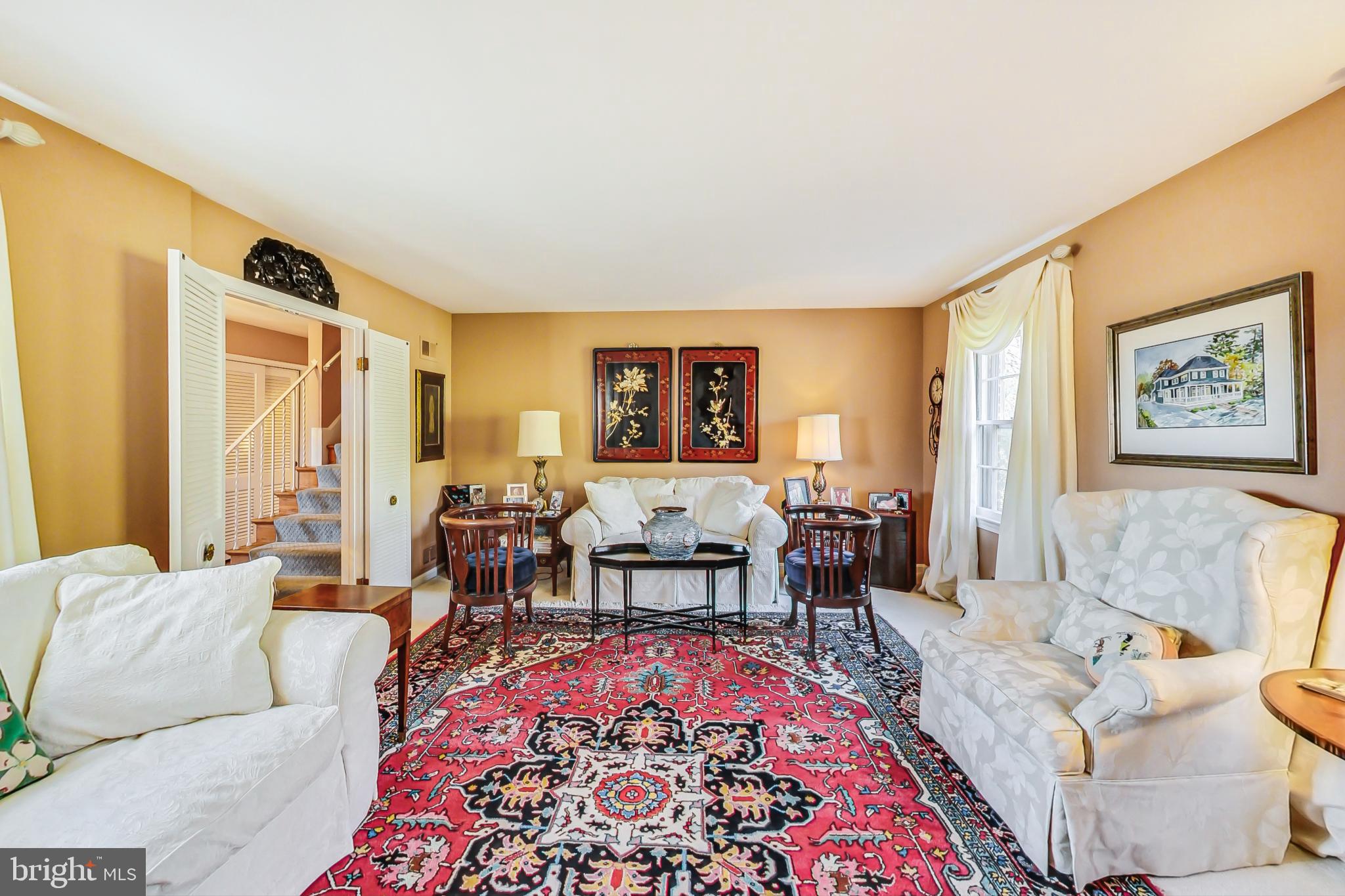 ROCKVILLE OUTSIDE - Residential