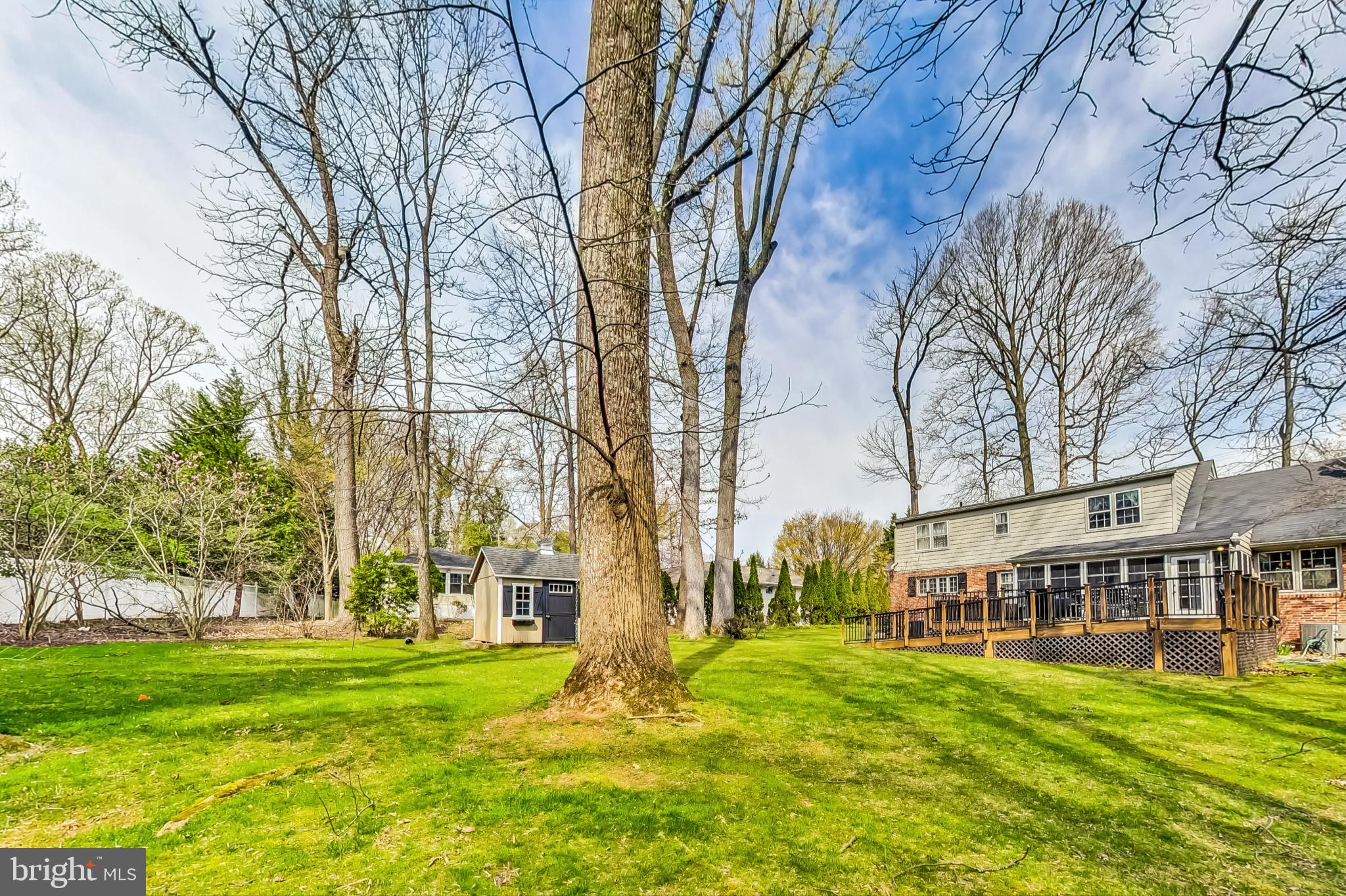 ROCKVILLE OUTSIDE - Residential