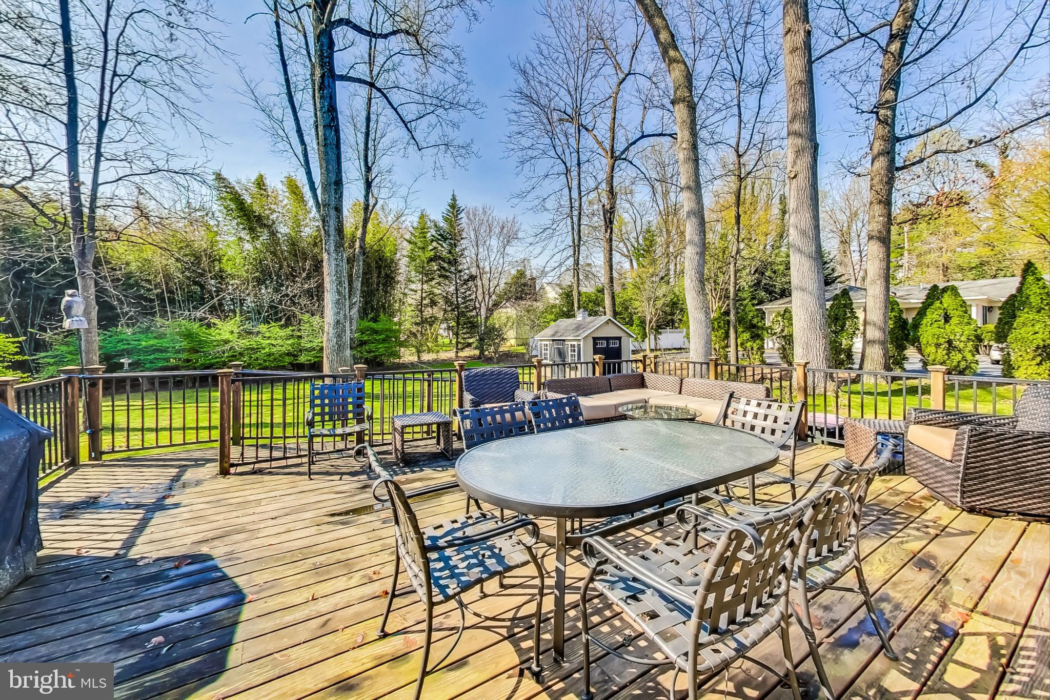 ROCKVILLE OUTSIDE - Residential