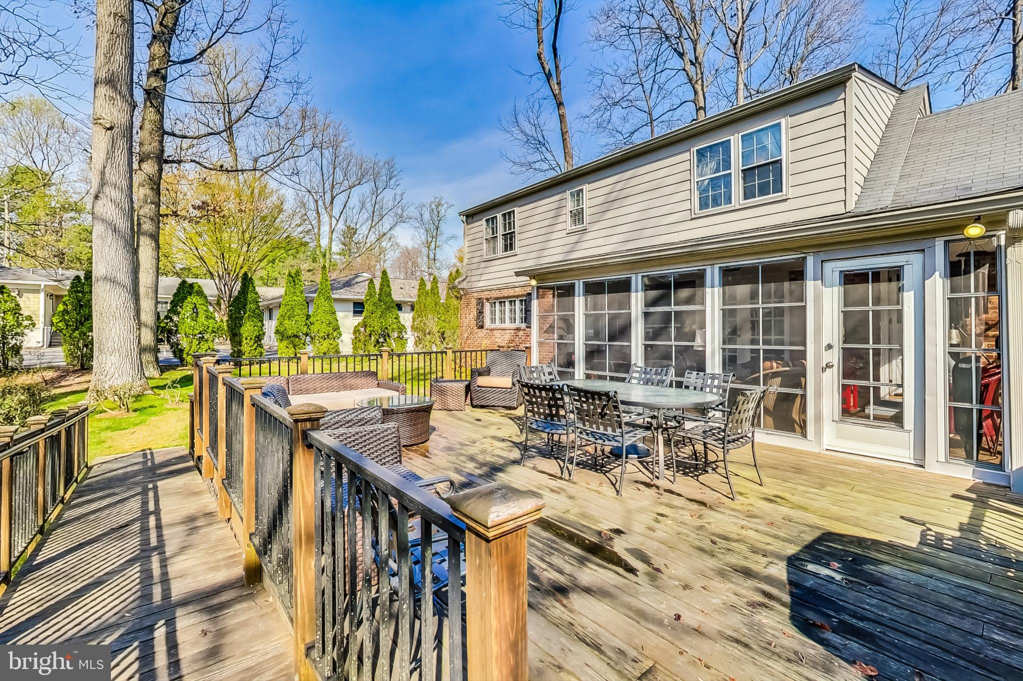 ROCKVILLE OUTSIDE - Residential