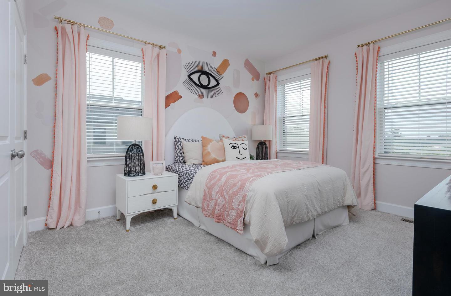 POTOMAC TOWN CENTER - Residential