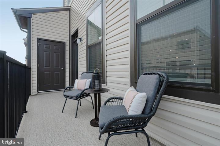 POTOMAC TOWN CENTER - Residential