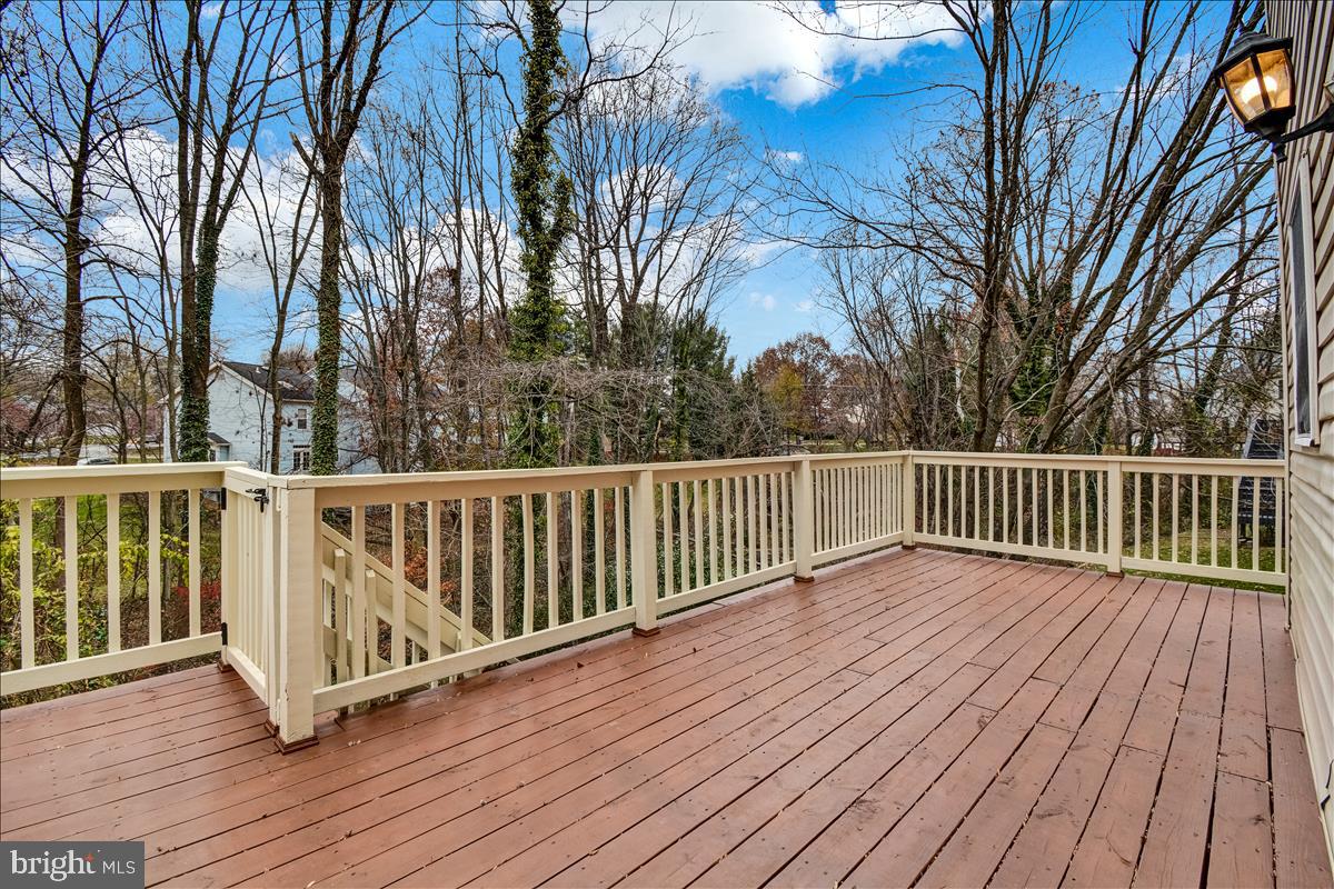 WHITE OAK - Residential